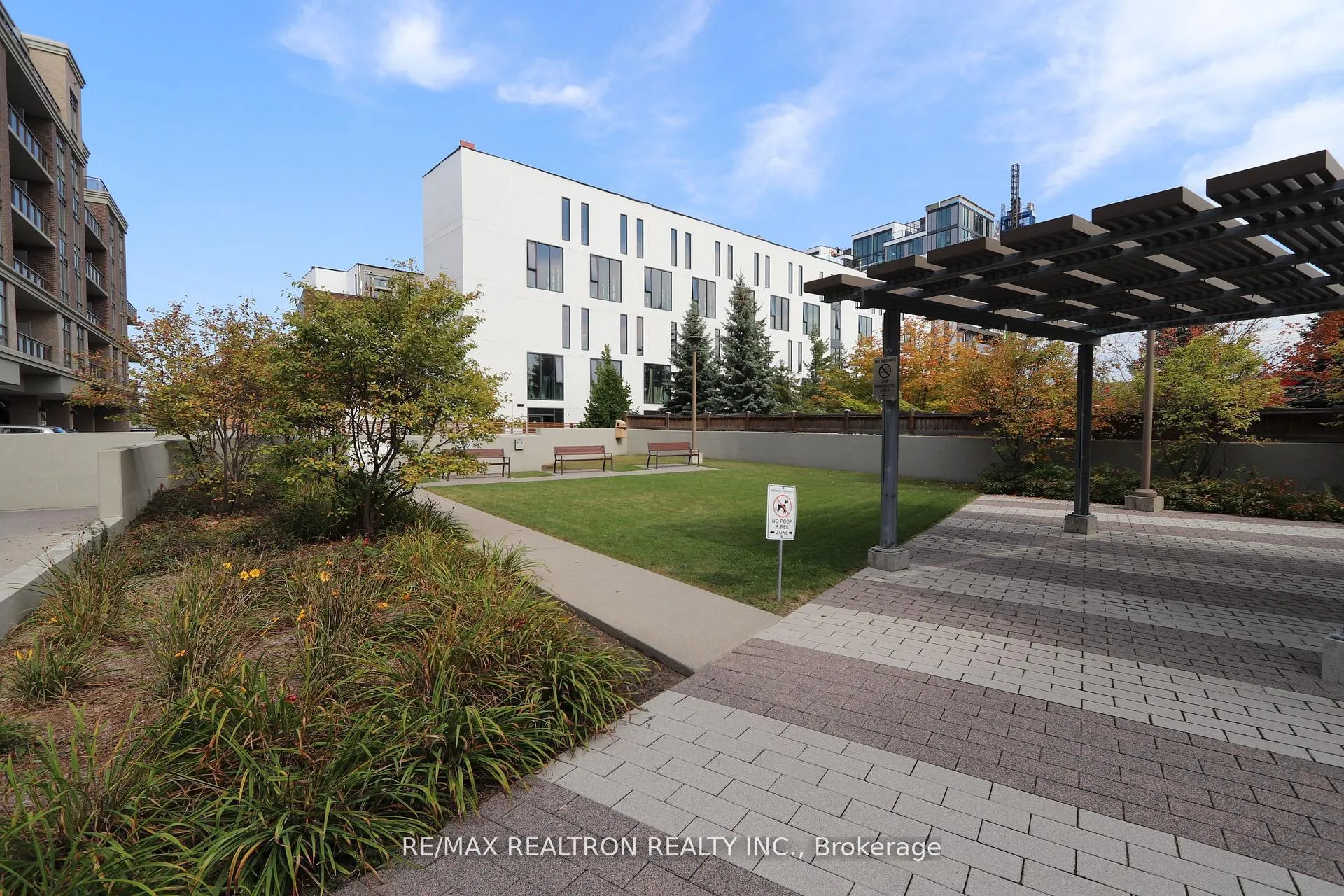 Photo 33 of Unit 605, 540 Bur Oak Avenue, Markham, Berczy — HOMEH