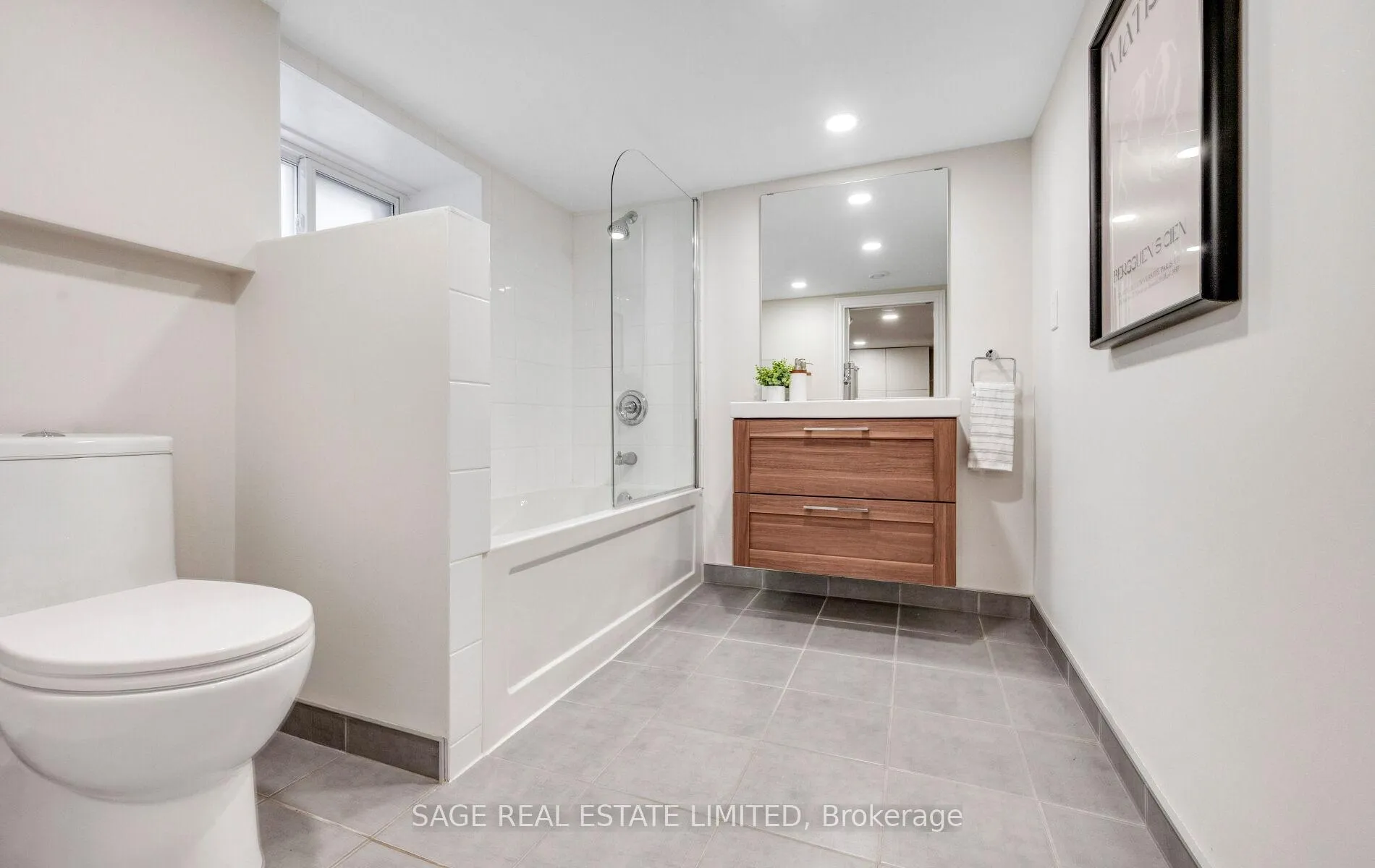 Photo 40 of 318 Durie Street, Toronto, Runnymede-Bloor West Village — HOMEH