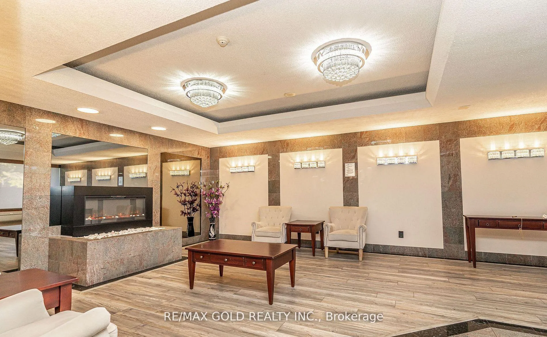 Photo 6 of Unit 403, 30 Malta Avenue, Brampton, Fletcher's Creek South — HOMEH