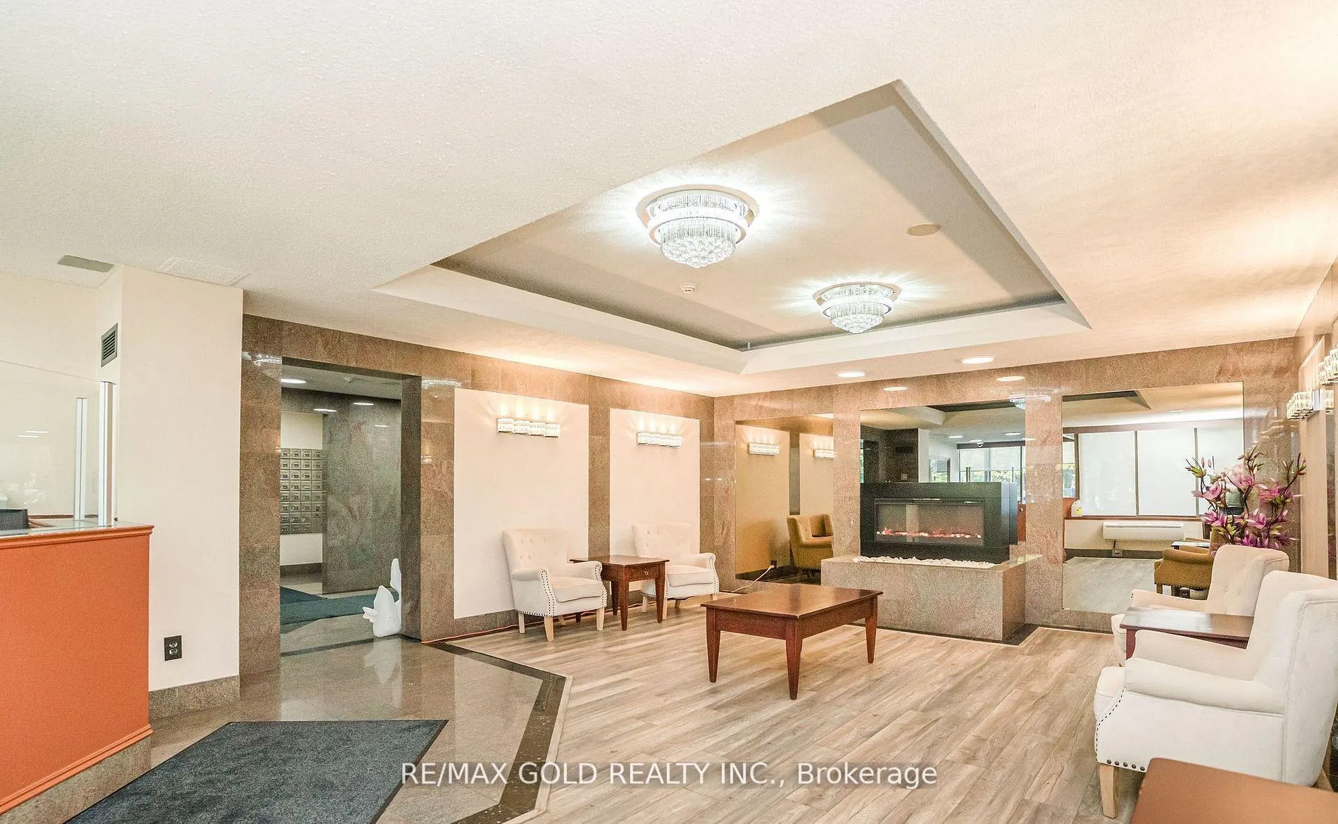 Photo 7 of Unit 403, 30 Malta Avenue, Brampton, Fletcher's Creek South — HOMEH