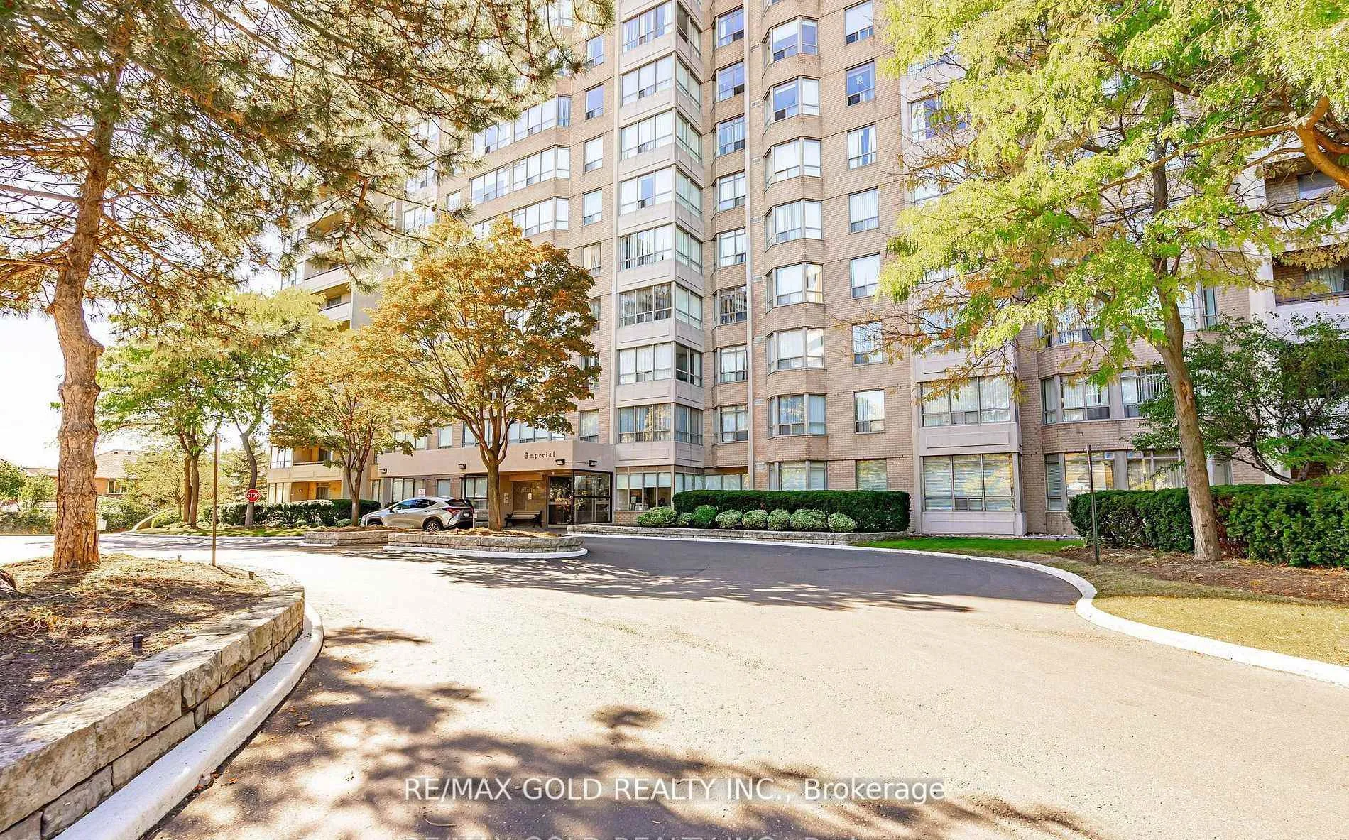 Photo 37 of Unit 403, 30 Malta Avenue, Brampton, Fletcher's Creek South — HOMEH