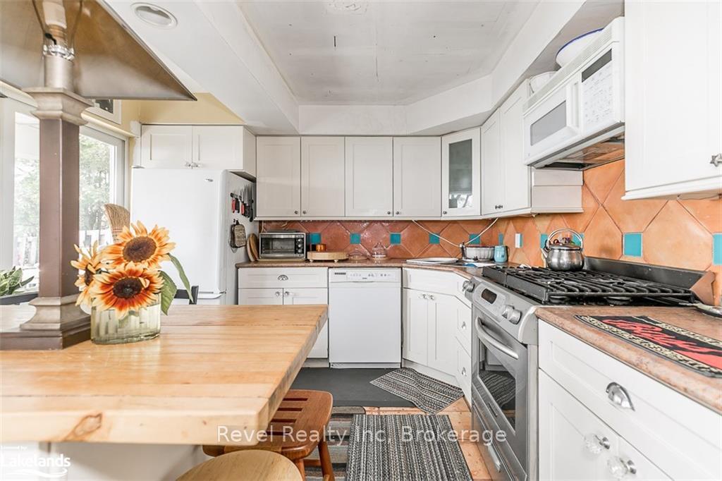 Photo 8 of Unit 11A, 739 15 W, Tiny, Rural Tiny — HOMEH