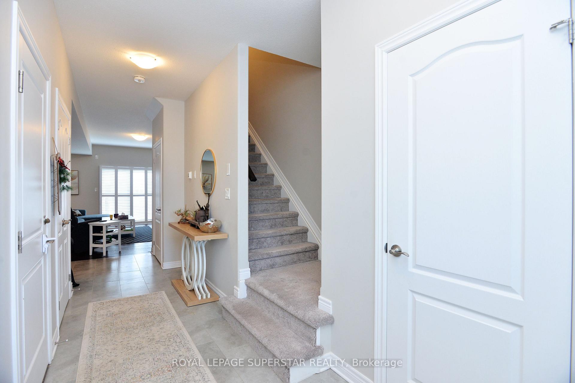 Photo 5 of 29 Bowman Crescent, Thorold, Hurricane/Merrittville — HOMEH
