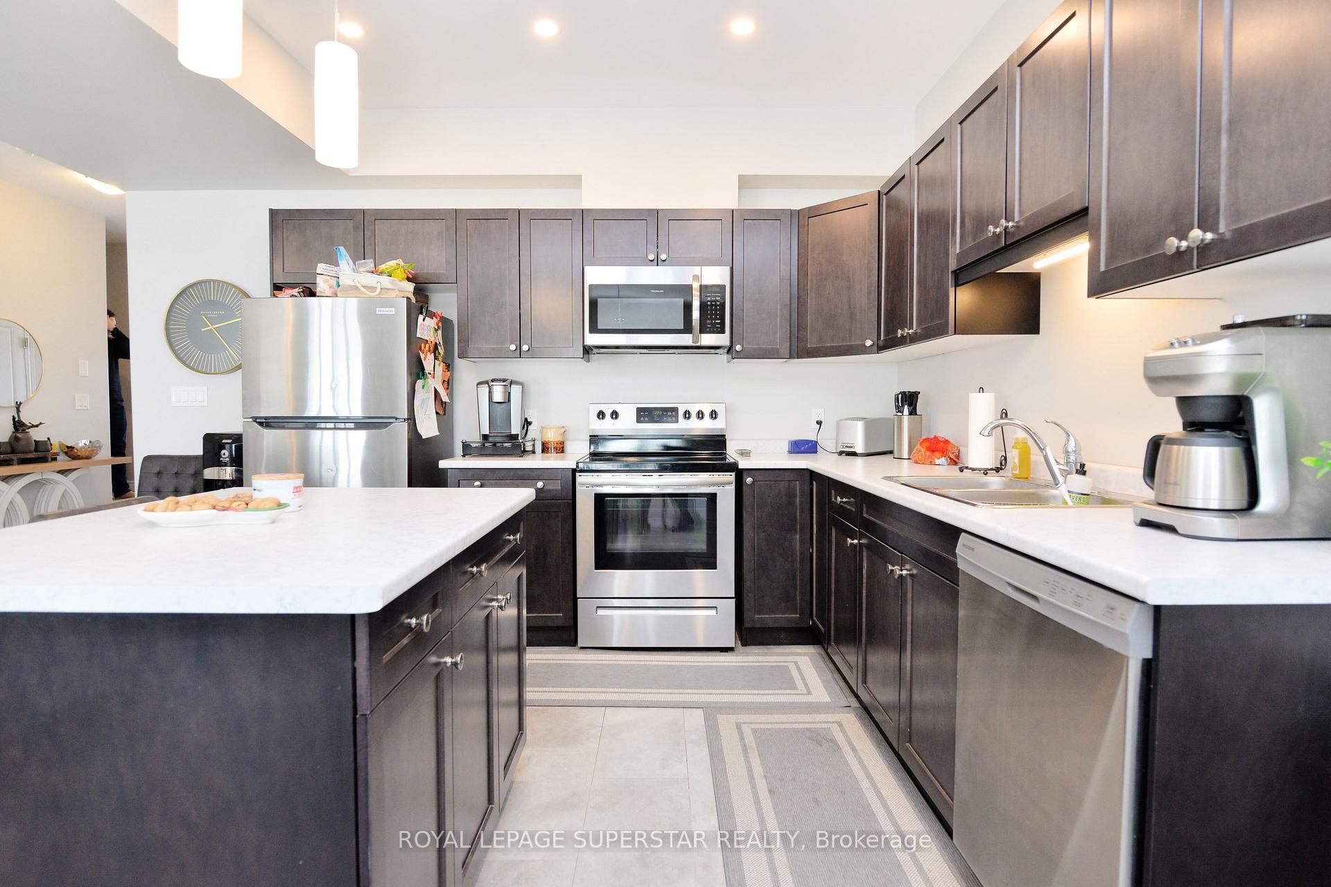 Photo 12 of 29 Bowman Crescent, Thorold, Hurricane/Merrittville — HOMEH