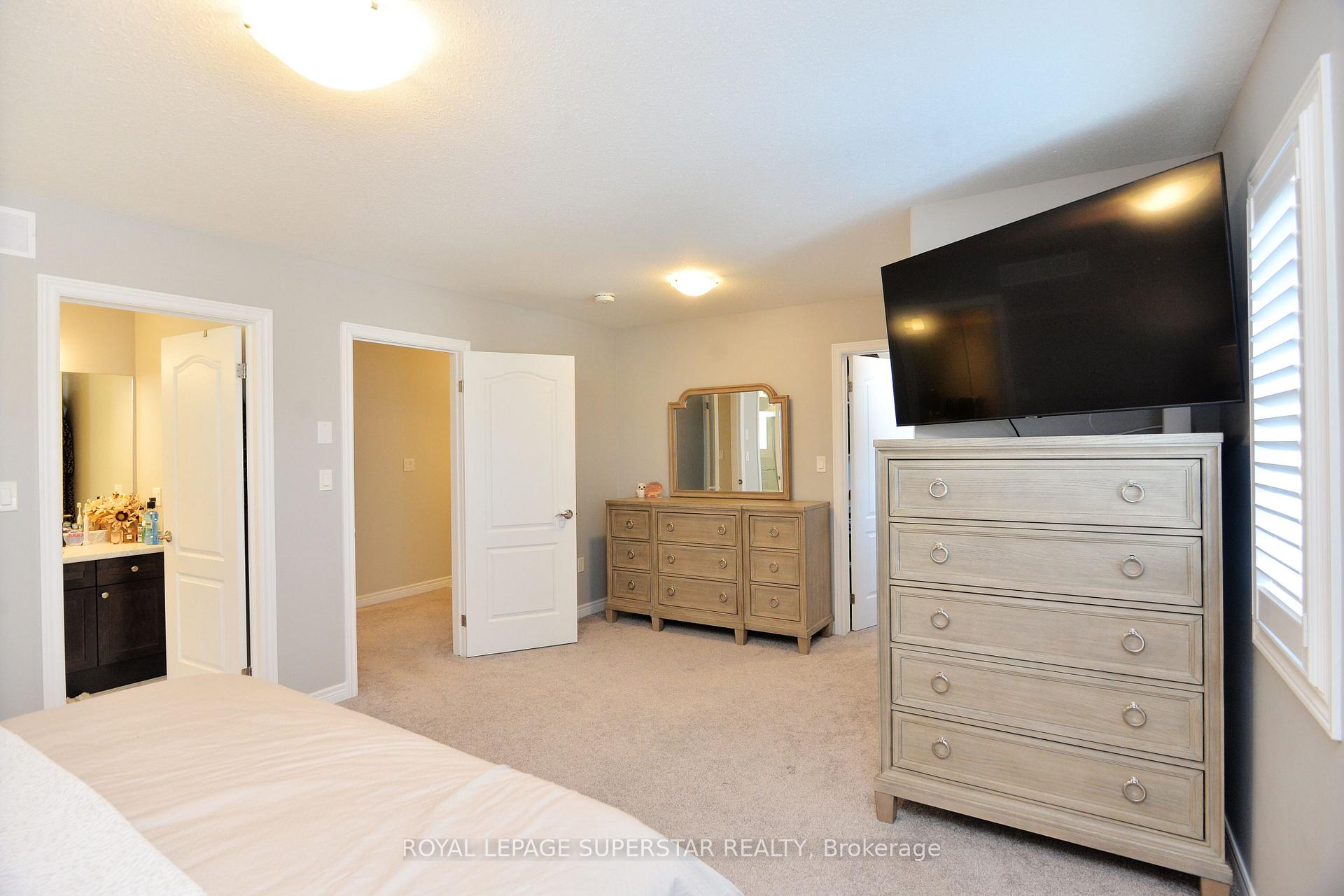 Photo 21 of 29 Bowman Crescent, Thorold, Hurricane/Merrittville — HOMEH