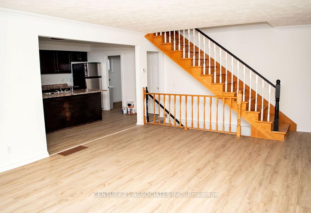 Photo 3 of 84 Balm Beach Road E, Tiny, Rural Tiny — HOMEH