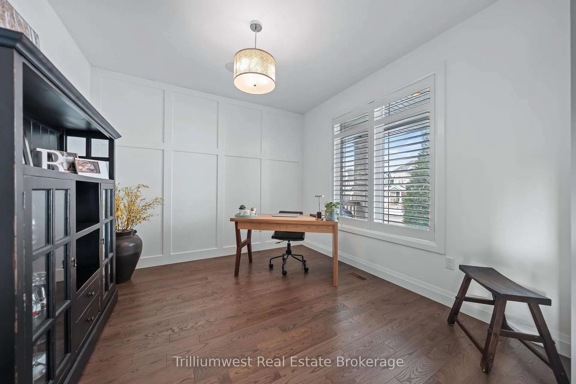 Photo 6 of 45 Zaduk Place, Guelph, Kortright East — HOMEH