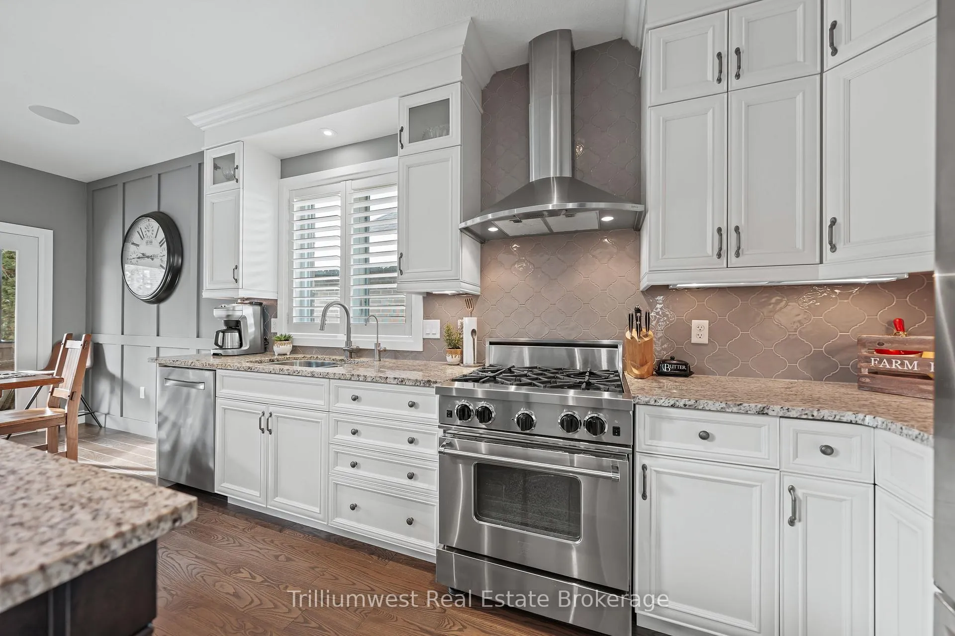 Photo 15 of 45 Zaduk Place, Guelph, Kortright East — HOMEH