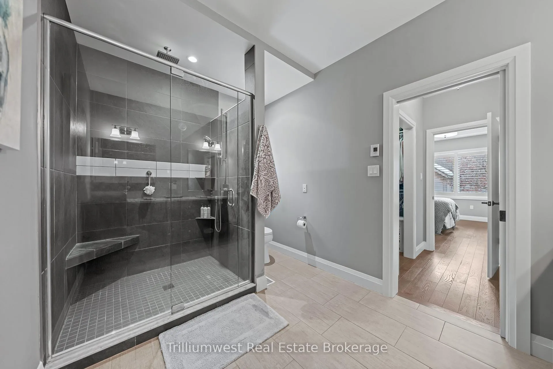 Photo 20 of 45 Zaduk Place, Guelph, Kortright East — HOMEH