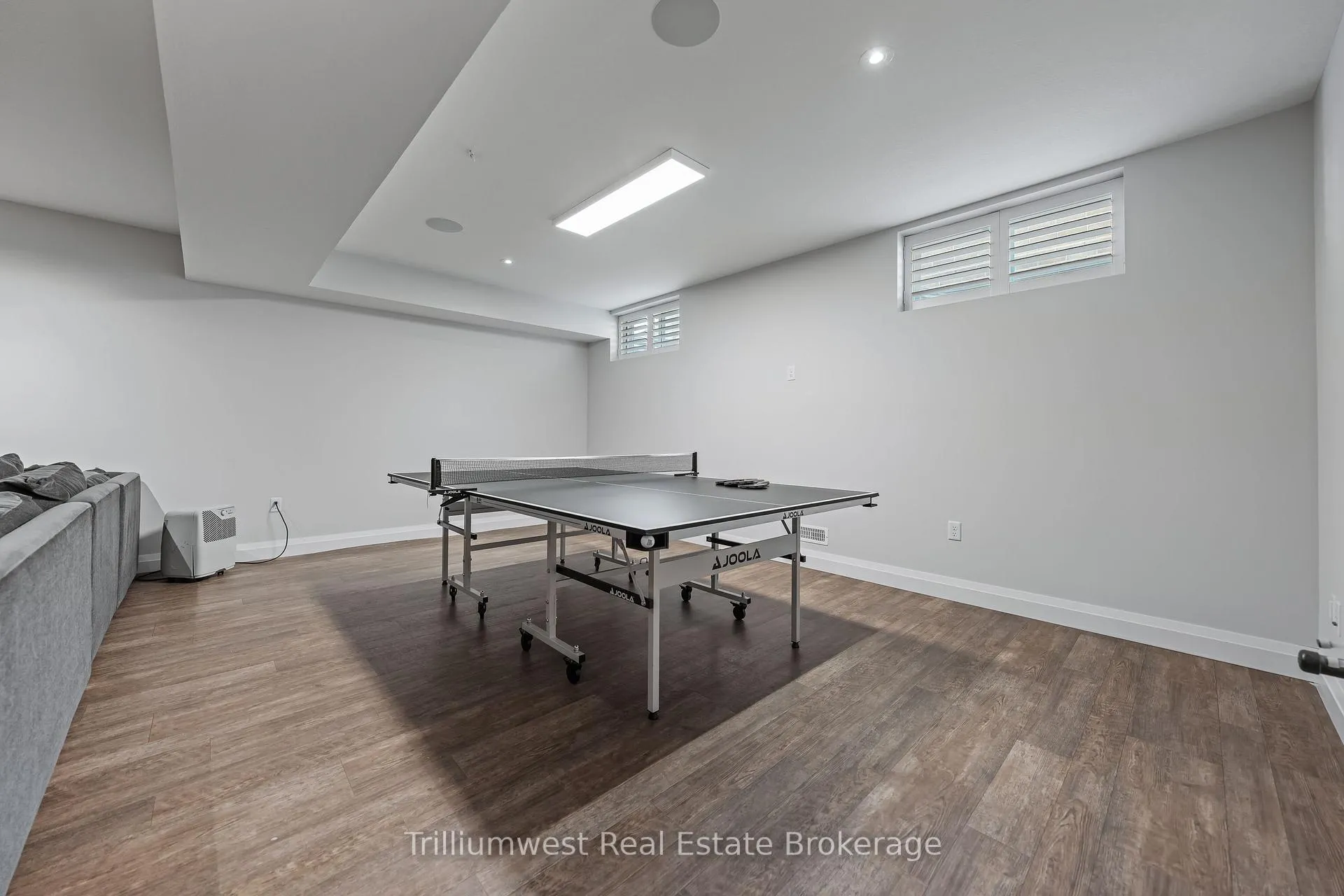 Photo 36 of 45 Zaduk Place, Guelph, Kortright East — HOMEH