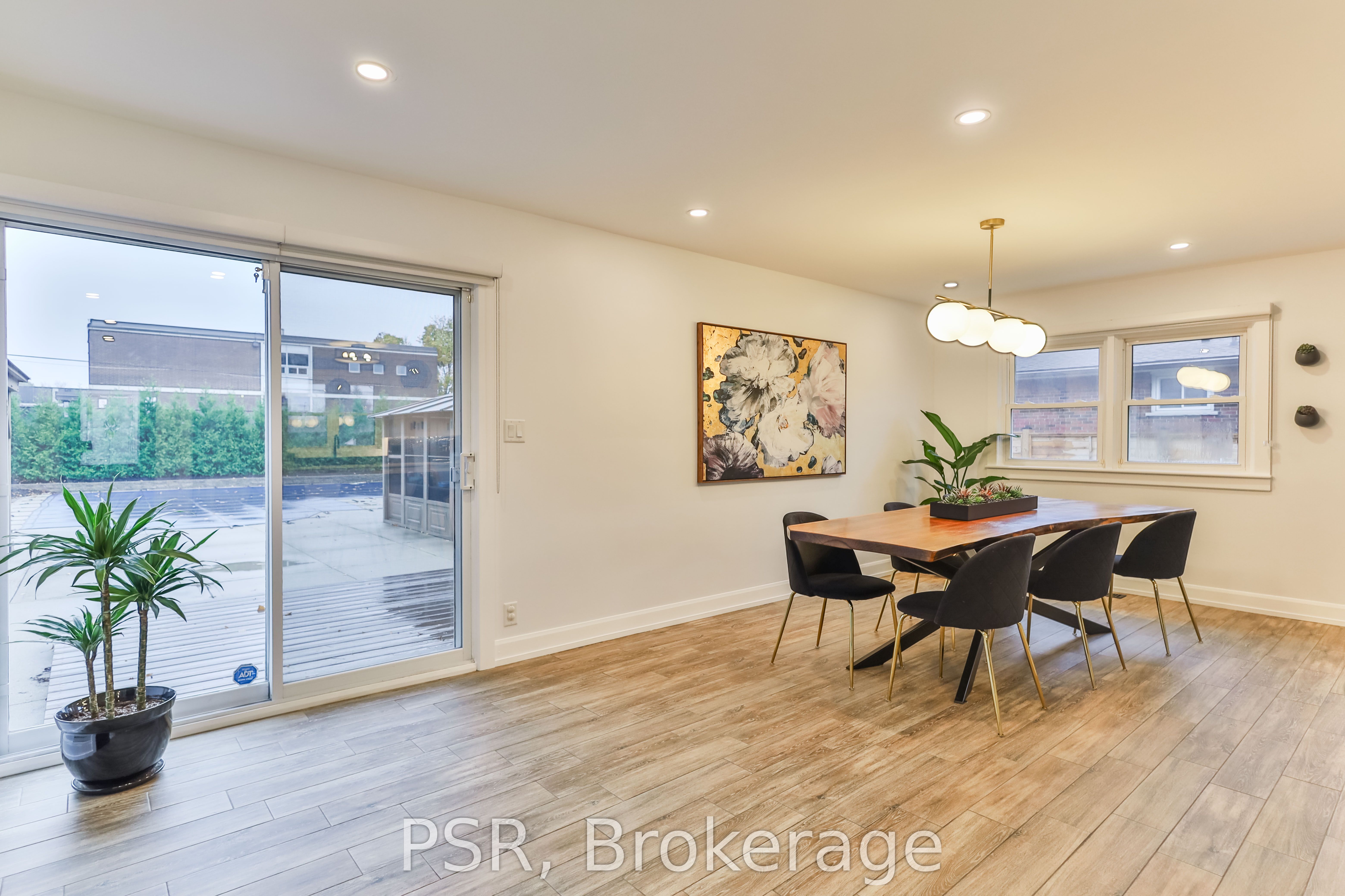Photo 51 of 55 Deschene Avenue, Hamilton, Greeningdon — HOMEH