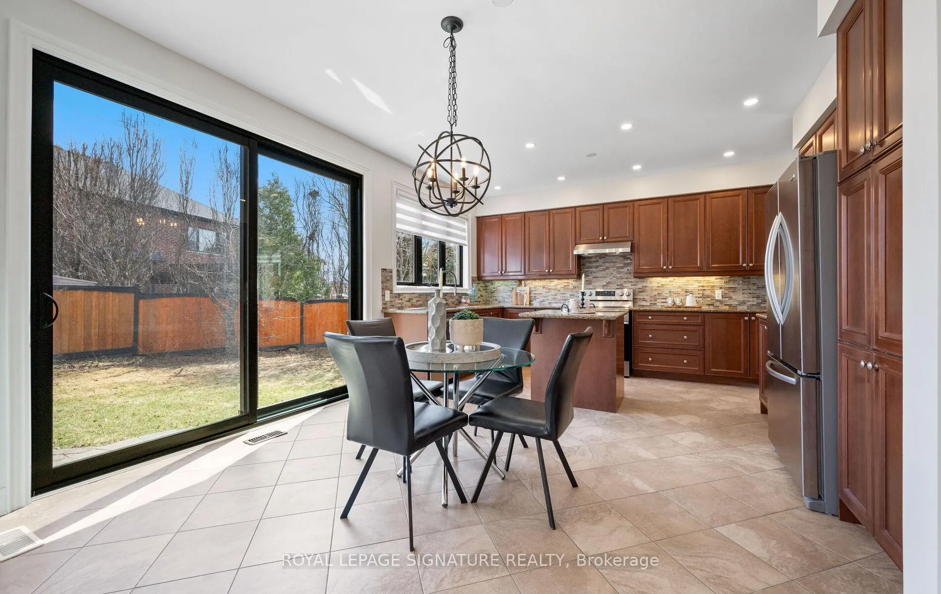 Photo 11 of 57 Sir Francesco Street, Vaughan, Patterson — HOMEH