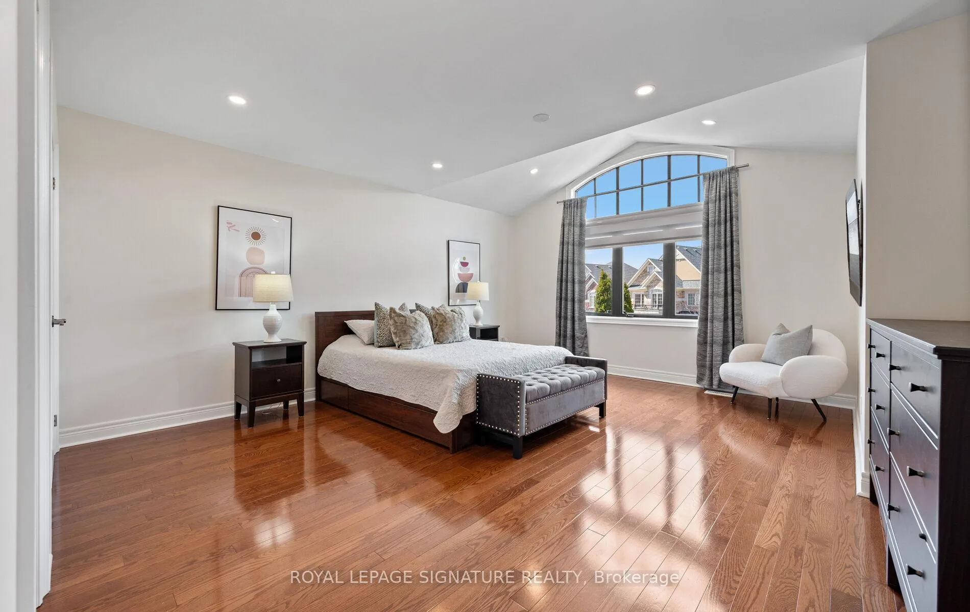 Photo 26 of 57 Sir Francesco Street, Vaughan, Patterson — HOMEH