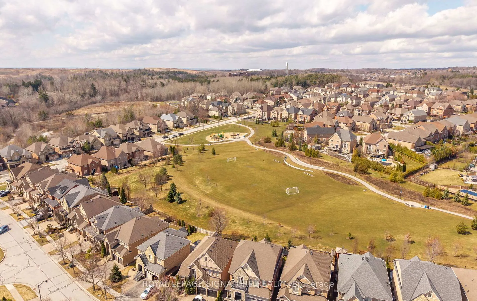 Photo 42 of 57 Sir Francesco Street, Vaughan, Patterson — HOMEH