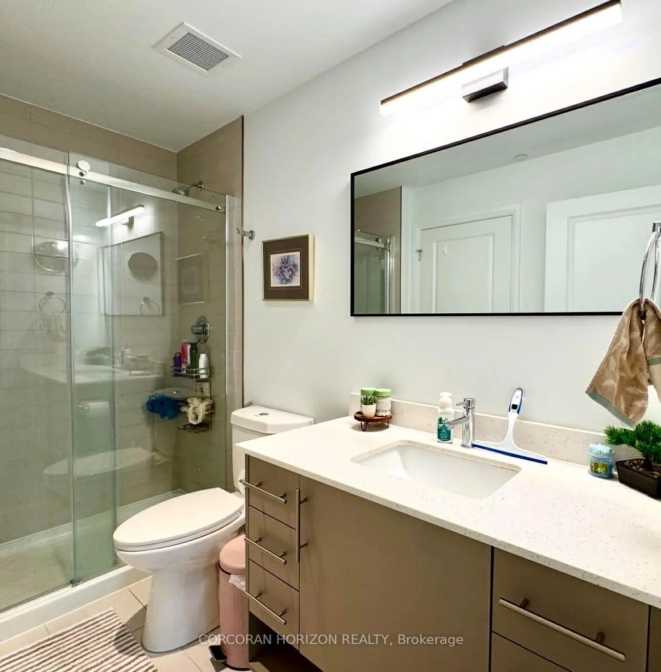 Photo 17 of Unit 821, 525 New Dundee Road, Kitchener — HOMEH