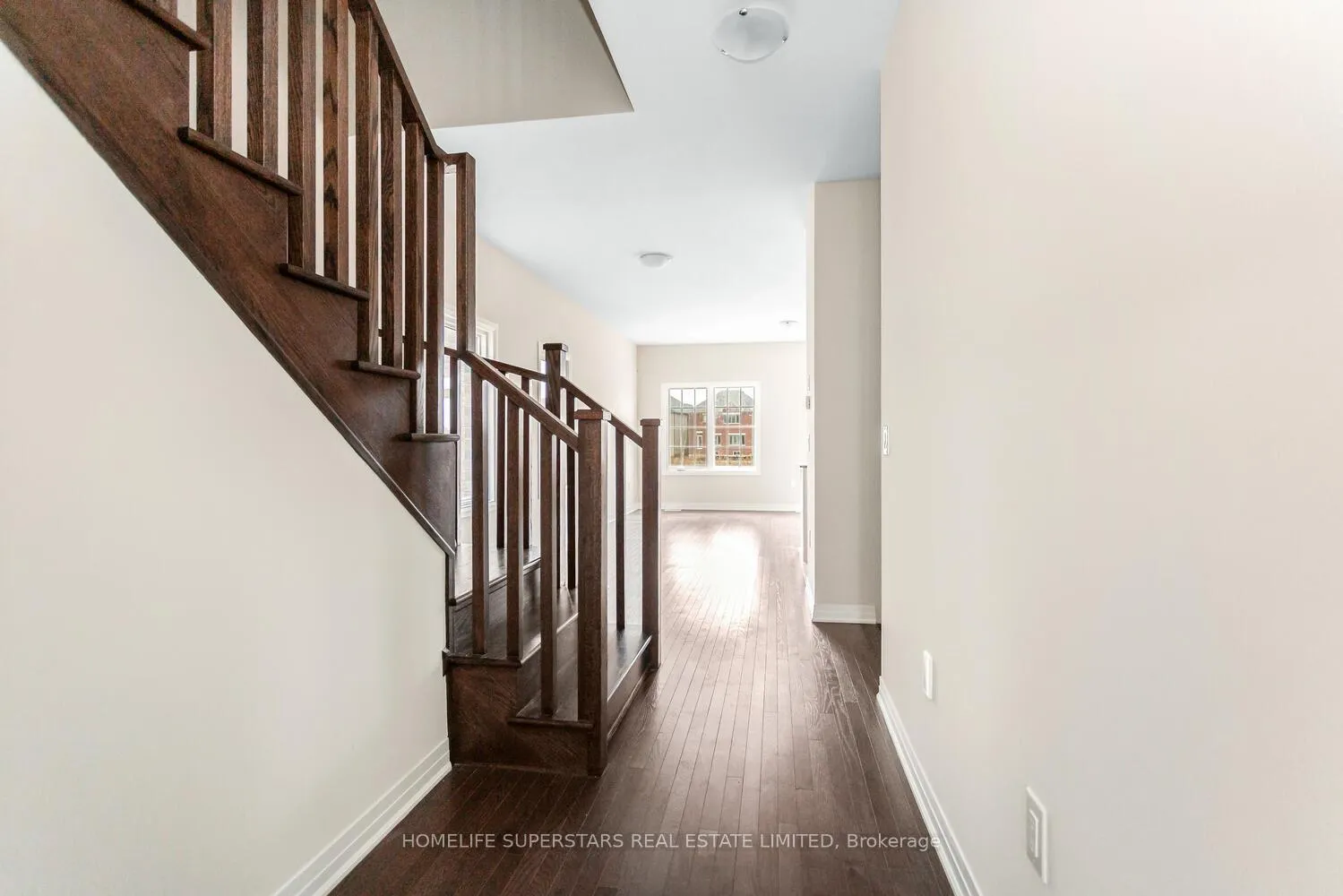 Photo 8 of 1118 Trudeau Drive, Milton, Bowes — HOMEH