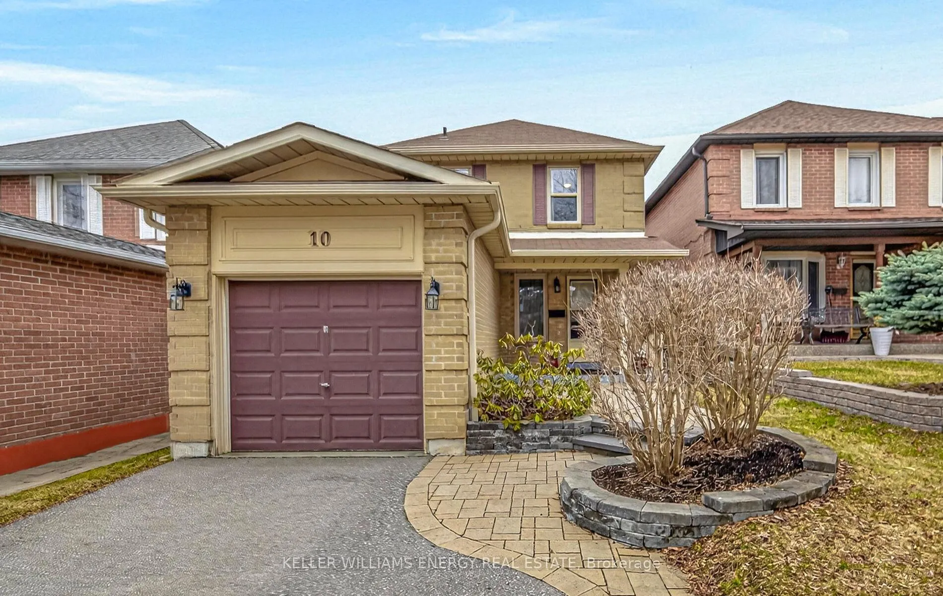 Photo 1 of 10 Ducatel Crescent, Ajax, Central — HOMEH
