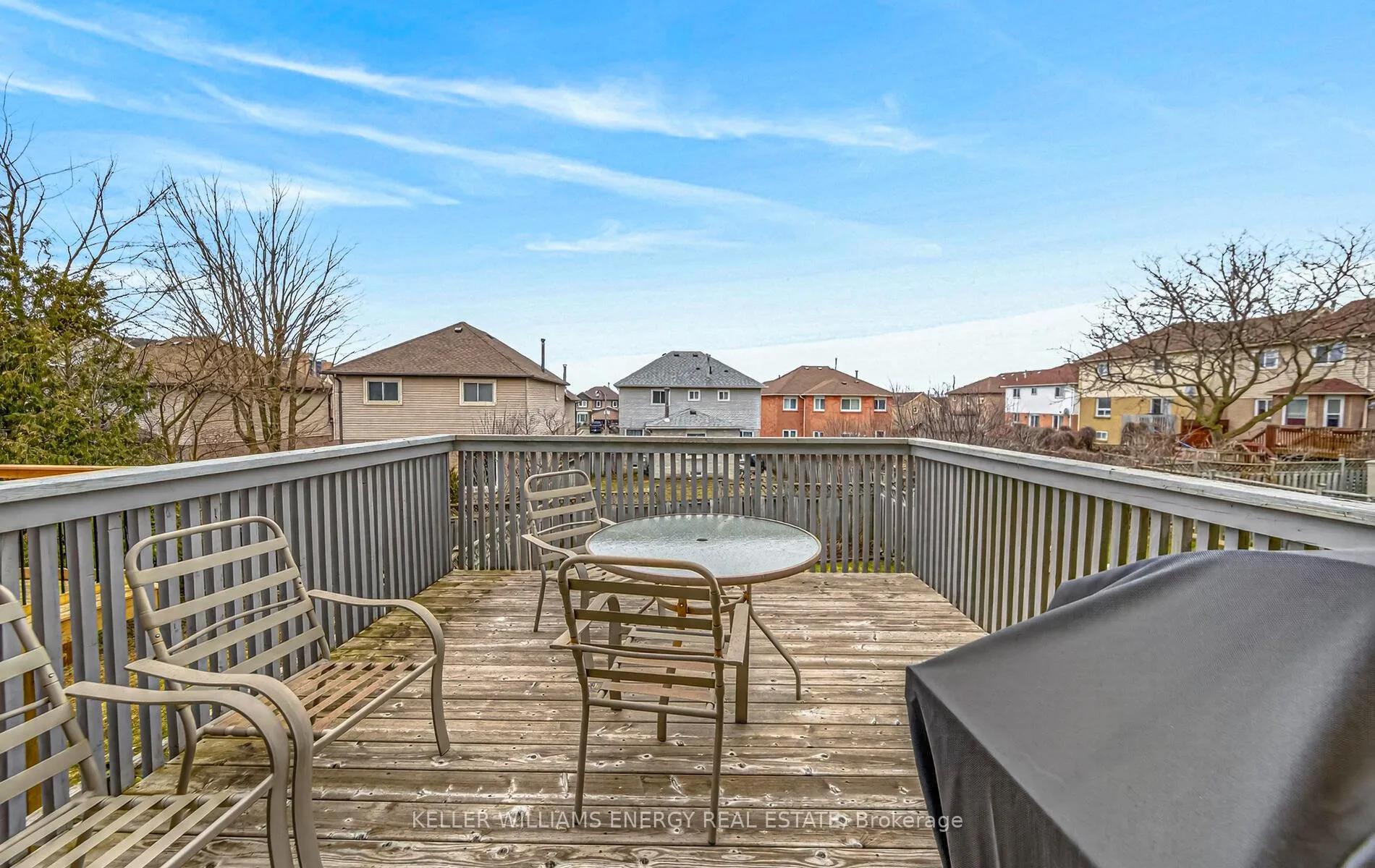 Photo 9 of 10 Ducatel Crescent, Ajax, Central — HOMEH