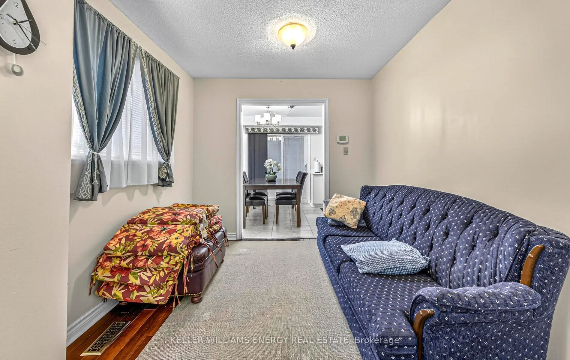 Photo 17 of 10 Ducatel Crescent, Ajax, Central — HOMEH