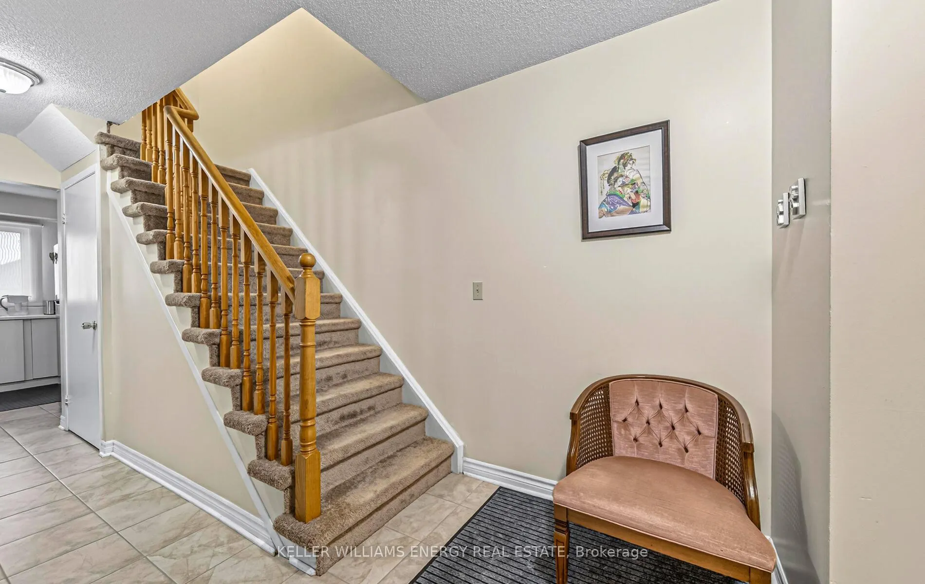 Photo 25 of 10 Ducatel Crescent, Ajax, Central — HOMEH