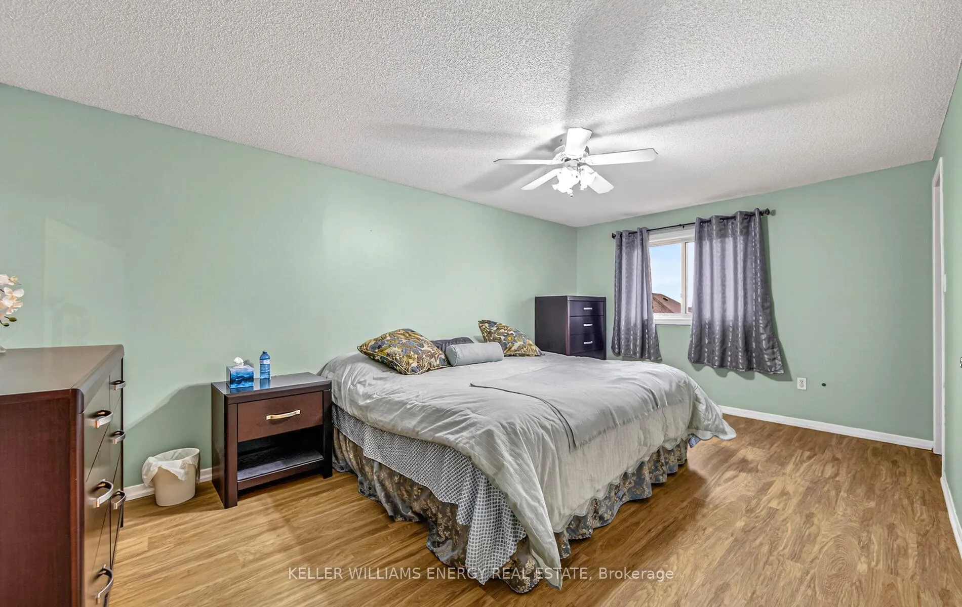 Photo 29 of 10 Ducatel Crescent, Ajax, Central — HOMEH