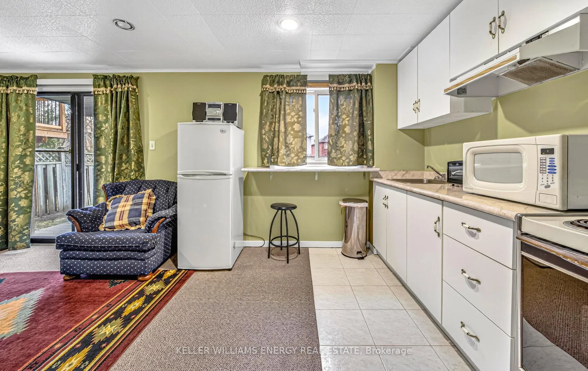 Photo 36 of 10 Ducatel Crescent, Ajax, Central — HOMEH