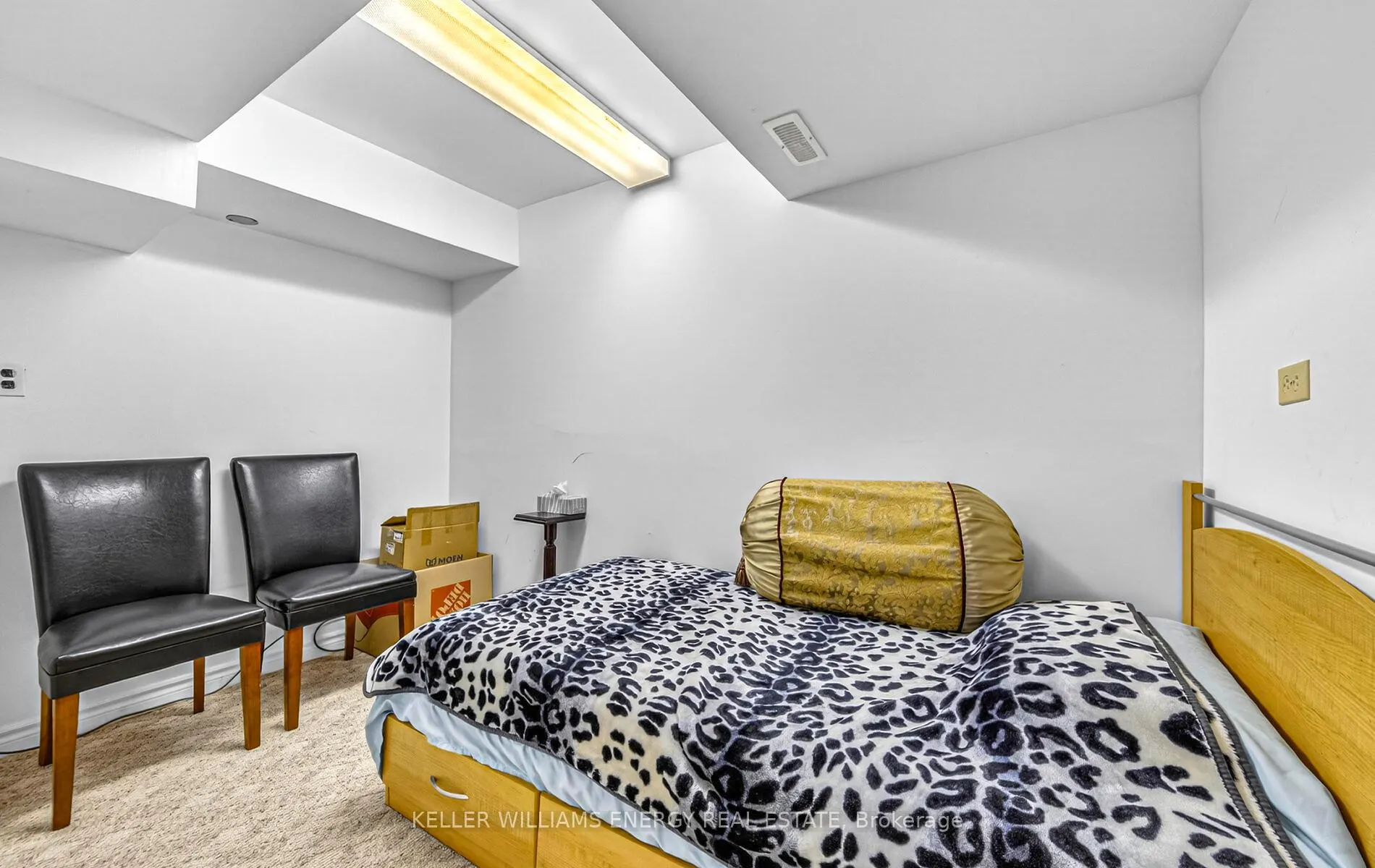 Photo 39 of 10 Ducatel Crescent, Ajax, Central — HOMEH
