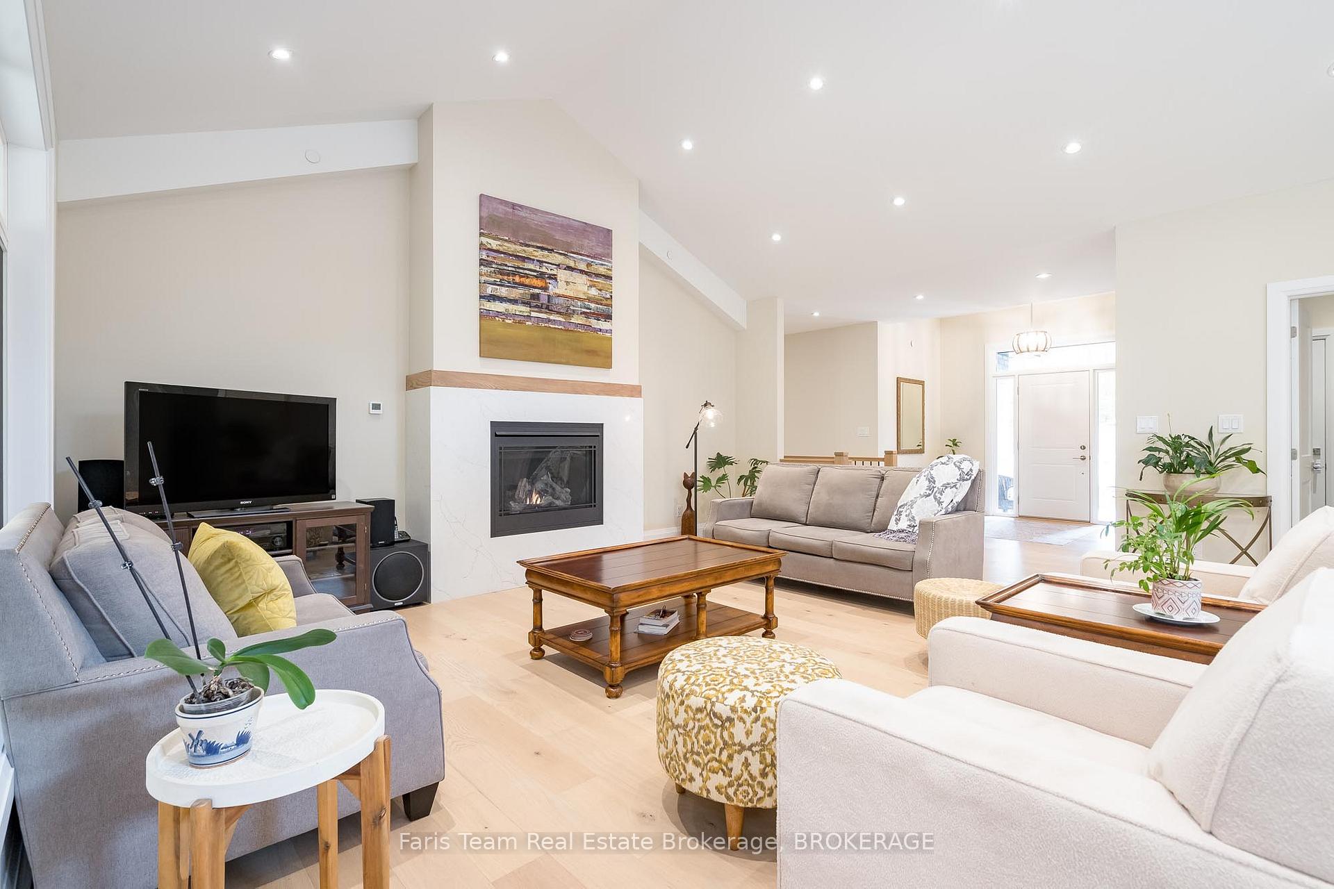 Photo 11 of 14 Glenn Howard Court, Tiny, Rural Tiny — HOMEH