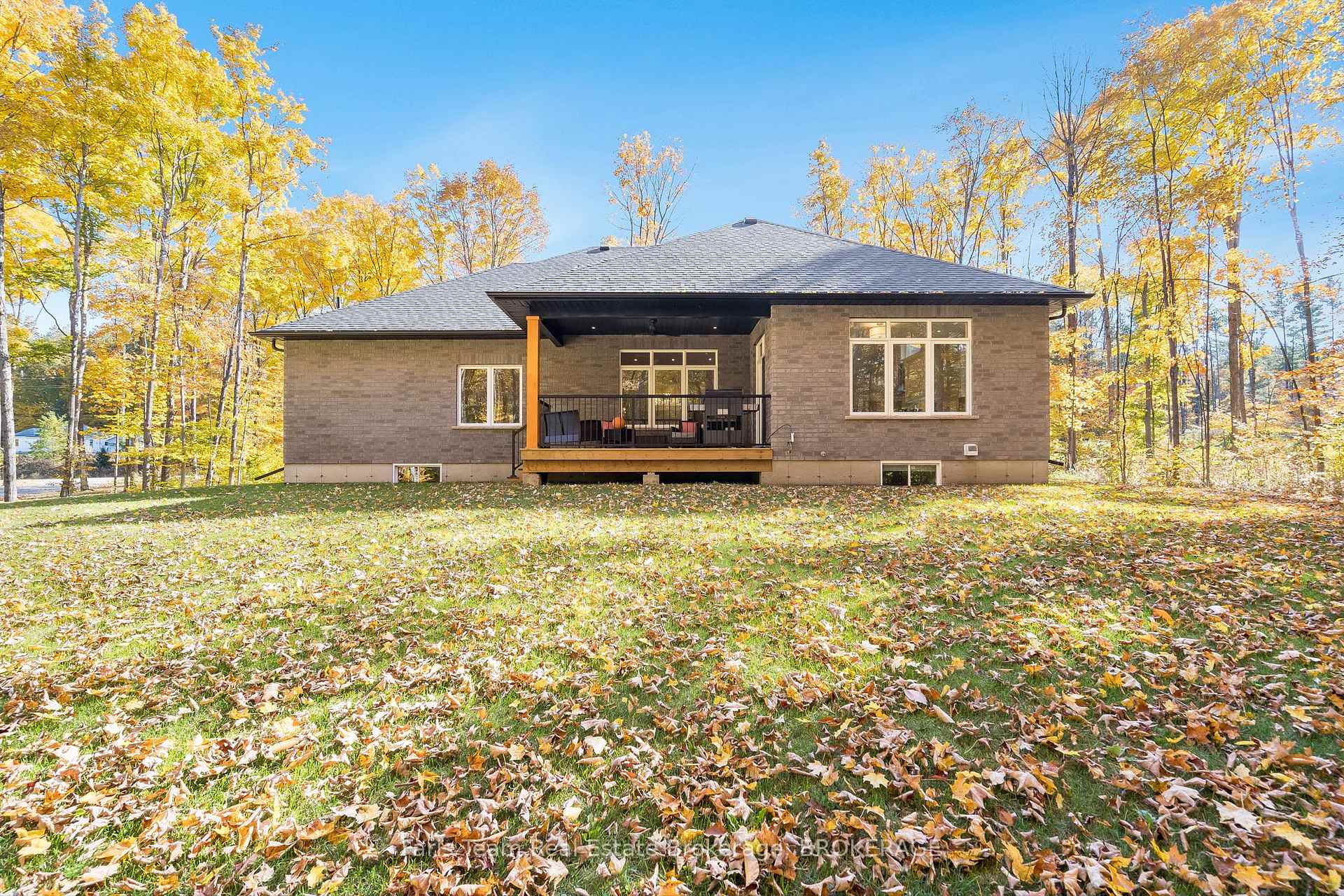 Photo 22 of 14 Glenn Howard Court, Tiny, Rural Tiny — HOMEH