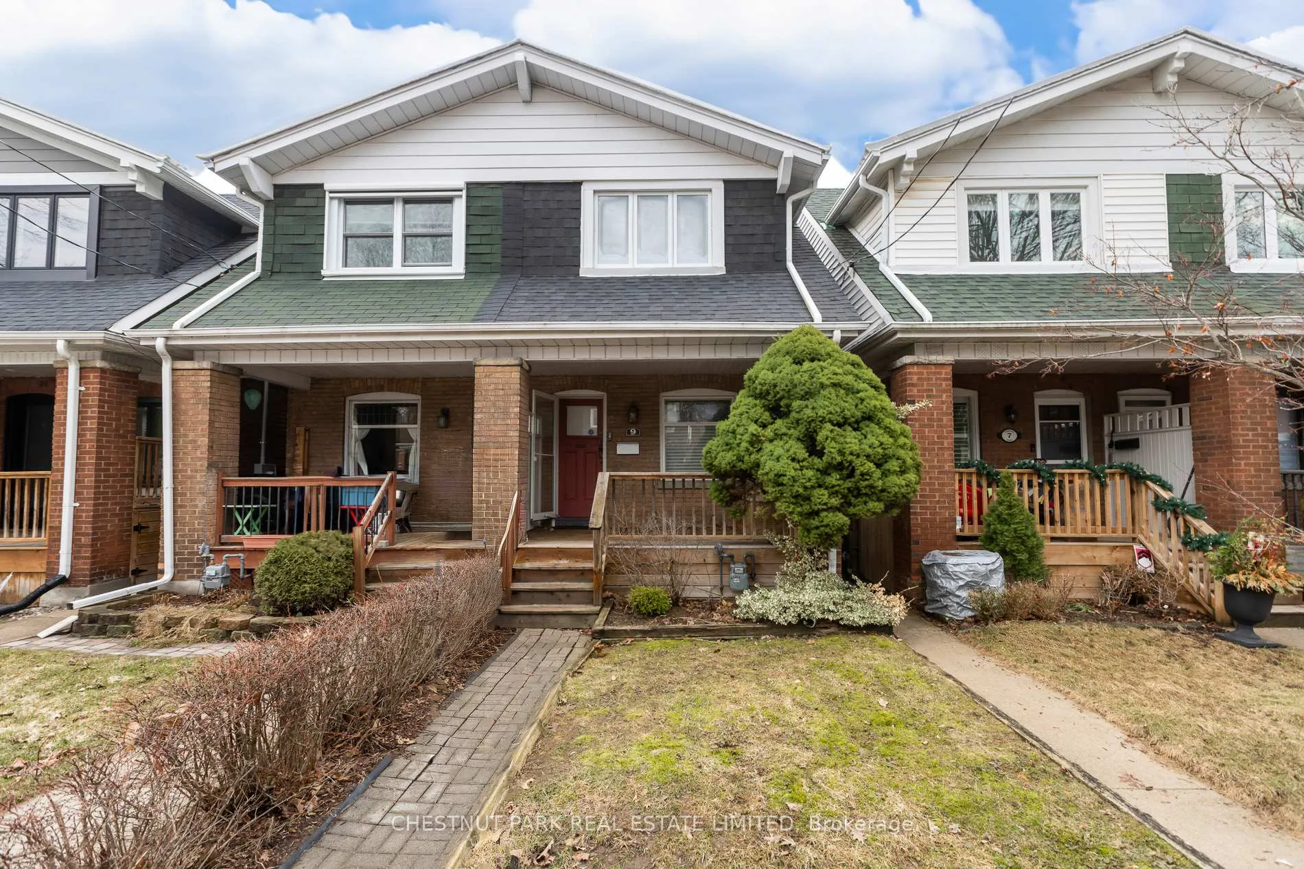 Photo 1 of 9 Forsyth Road, Toronto, Mount Pleasant East — HOMEH