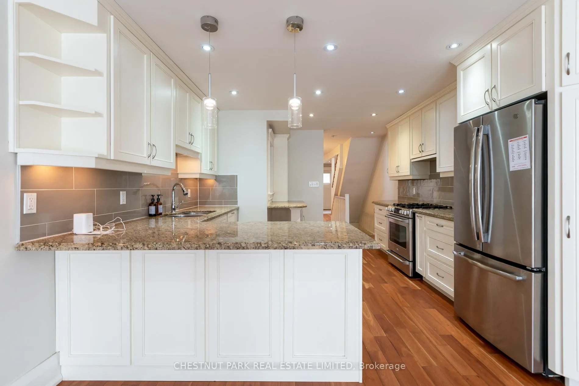 Photo 15 of 9 Forsyth Road, Toronto, Mount Pleasant East — HOMEH