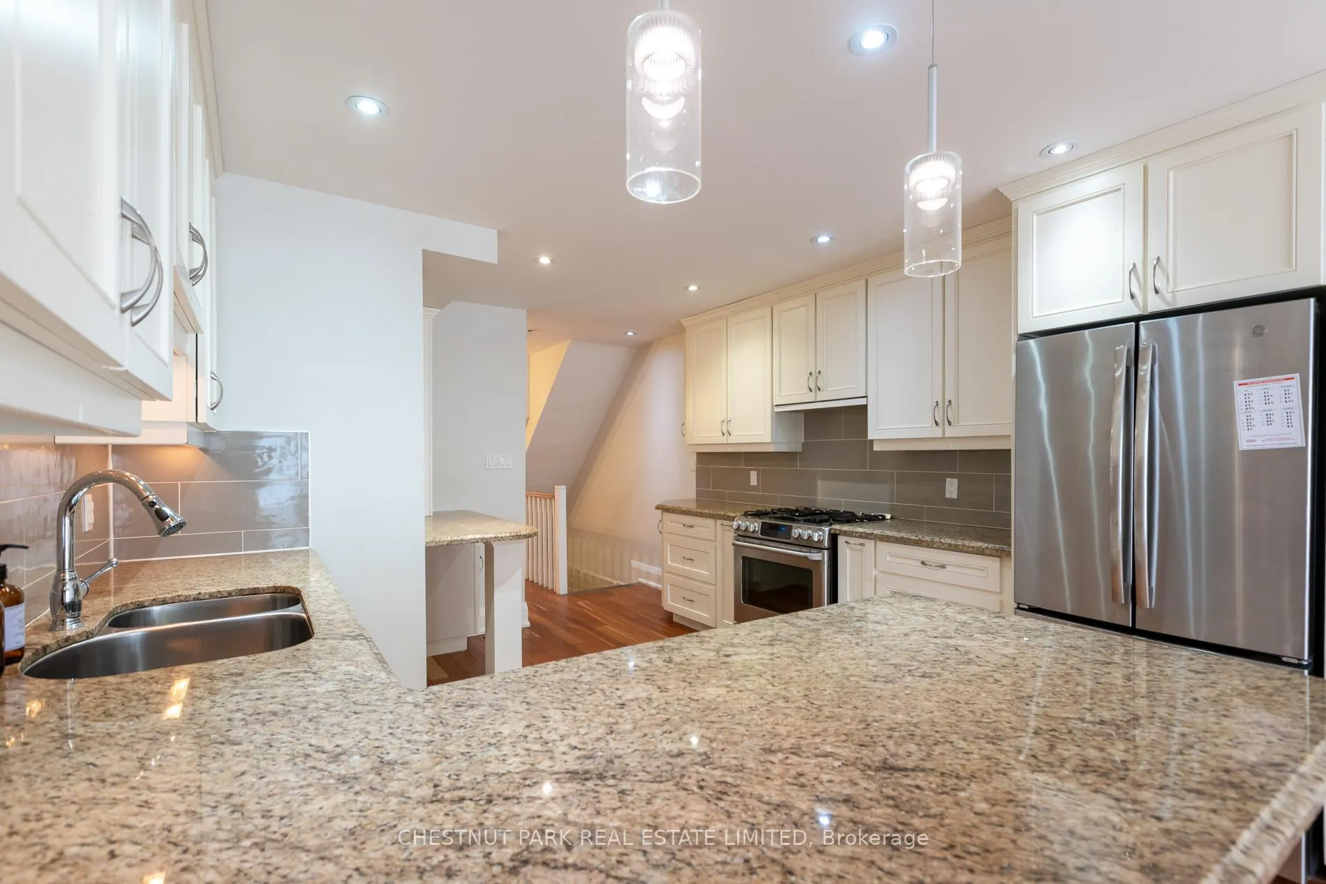 Photo 16 of 9 Forsyth Road, Toronto, Mount Pleasant East — HOMEH