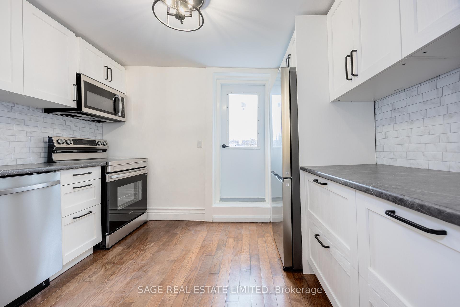 Photo 9 of Unit UPPER, 310 Gladstone Avenue, Toronto, Little Portugal — HOMEH