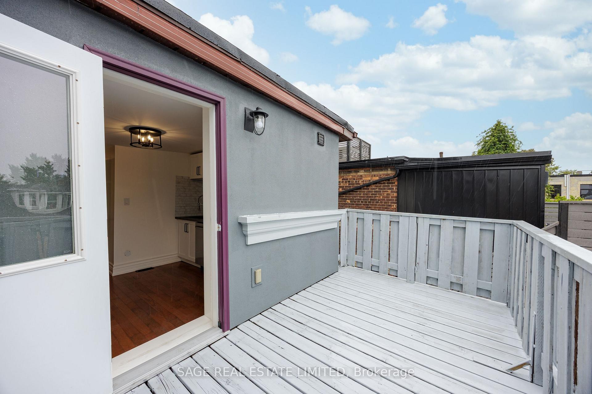 Photo 14 of Unit UPPER, 310 Gladstone Avenue, Toronto, Little Portugal — HOMEH