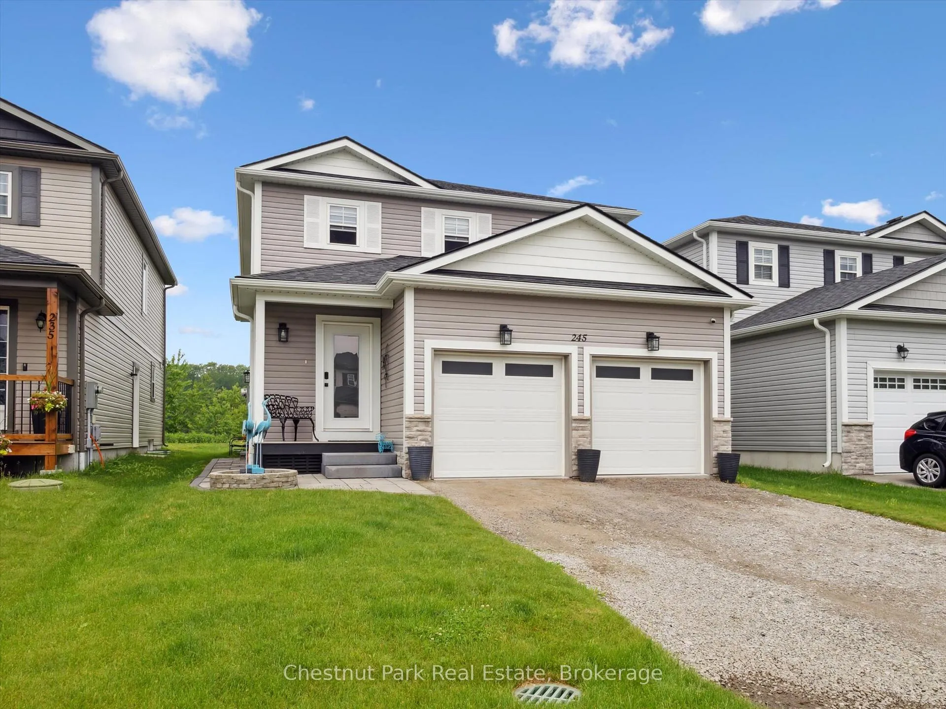 Photo 2 of 245 Wild Rose Drive, Gravenhurst, Muskoka (S) — HOMEH