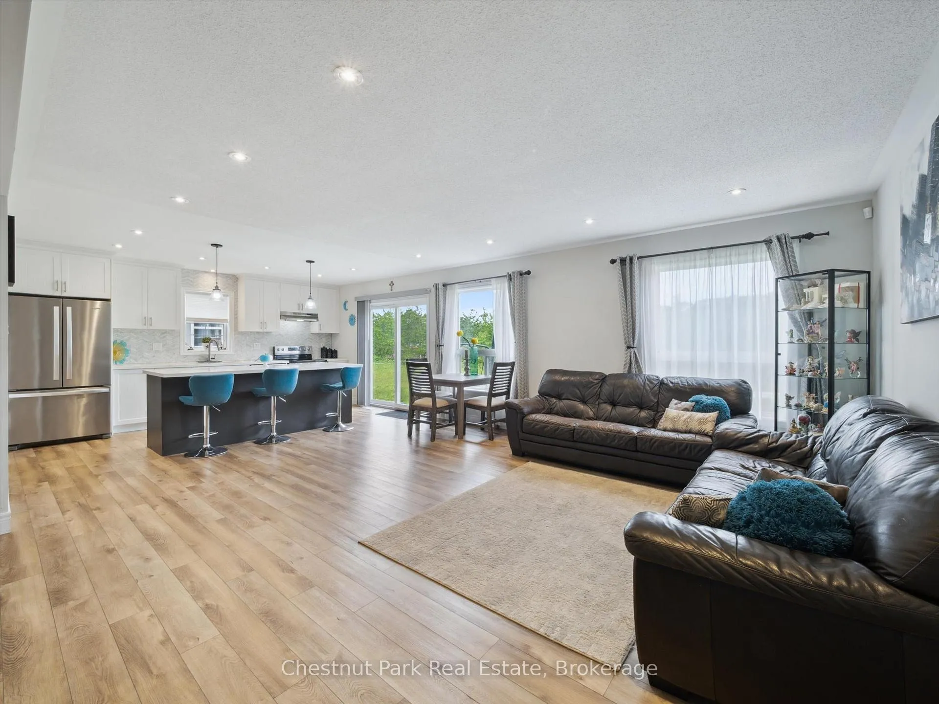 Photo 9 of 245 Wild Rose Drive, Gravenhurst, Muskoka (S) — HOMEH