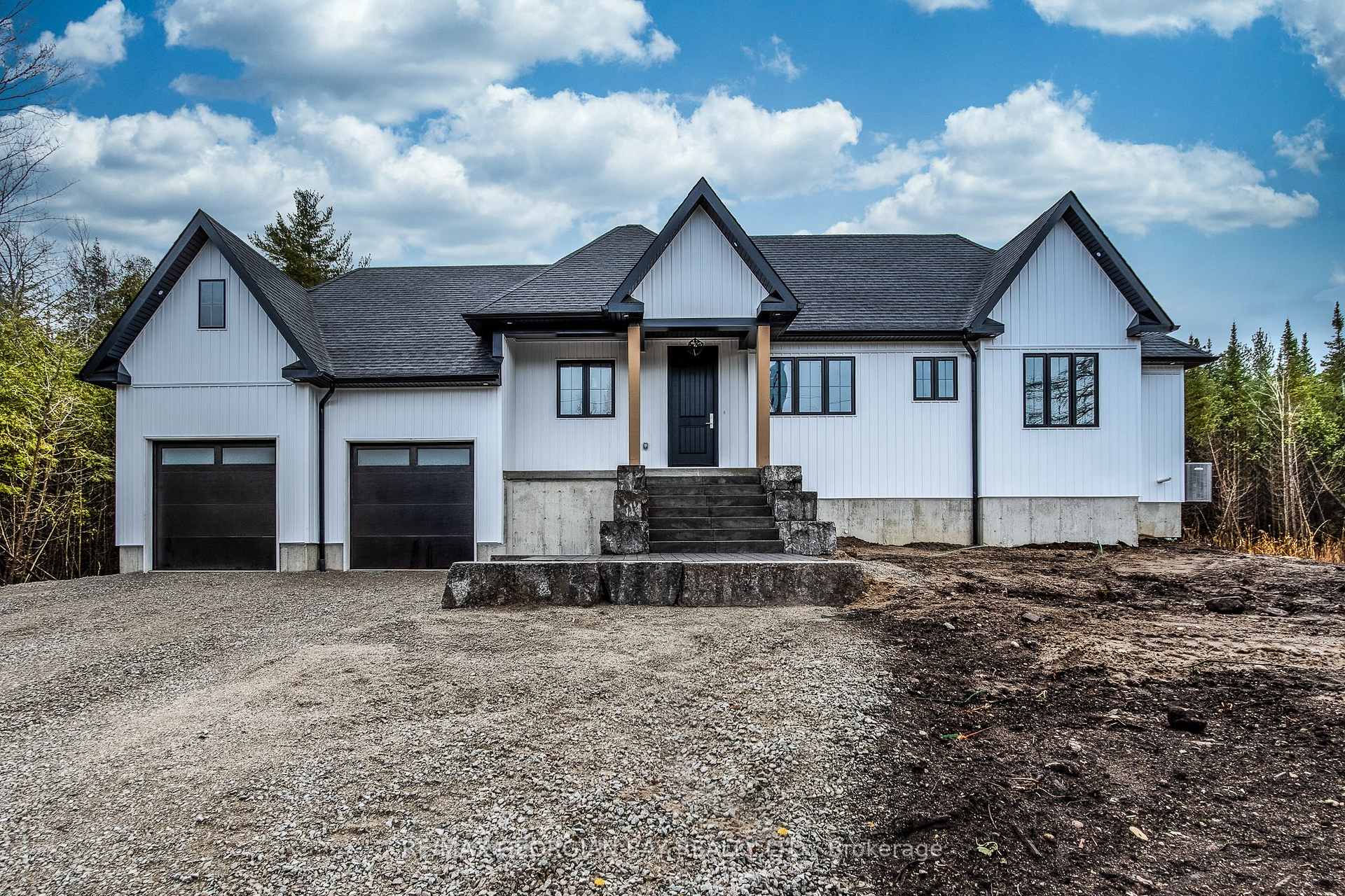 Photo 31 of 2244 Champlain Road, Tiny, Rural Tiny — HOMEH