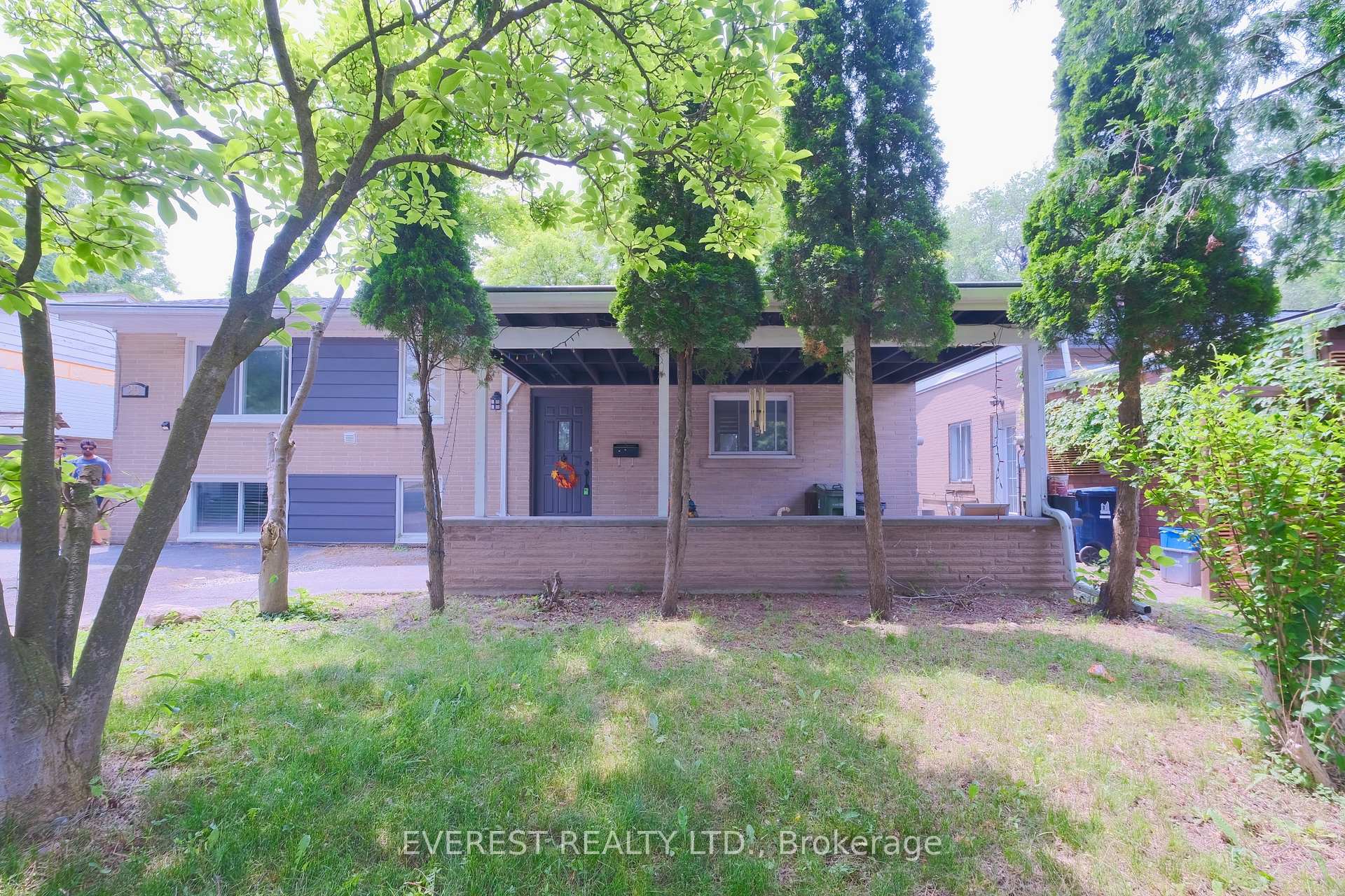 Front of 25 Benleigh Drive