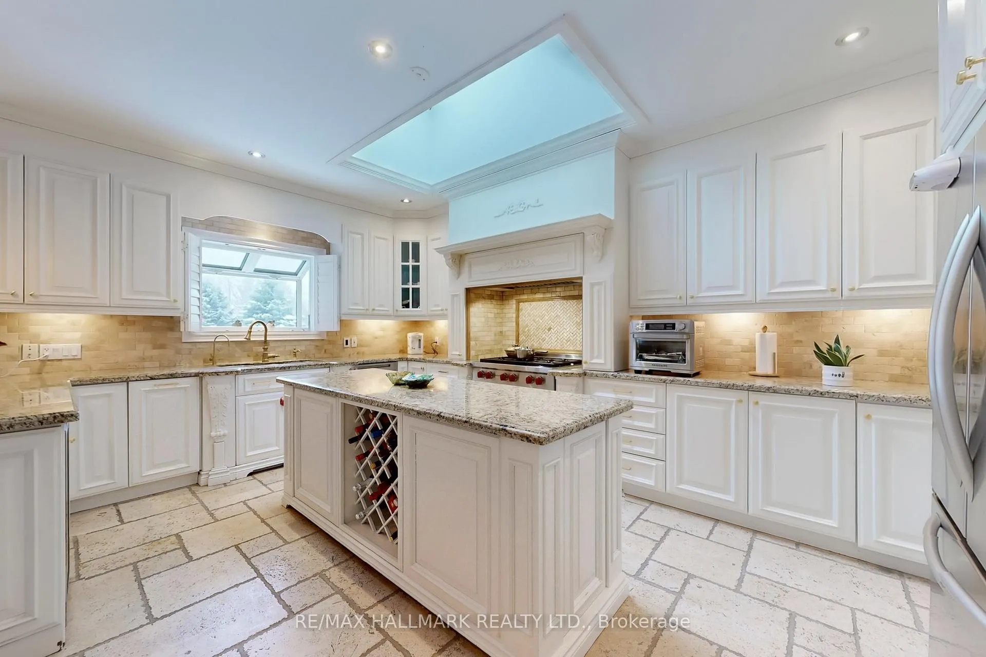 Photo 6 of 14 Robert Gray Road, Whitchurch-Stouffville, Ballantrae — HOMEH