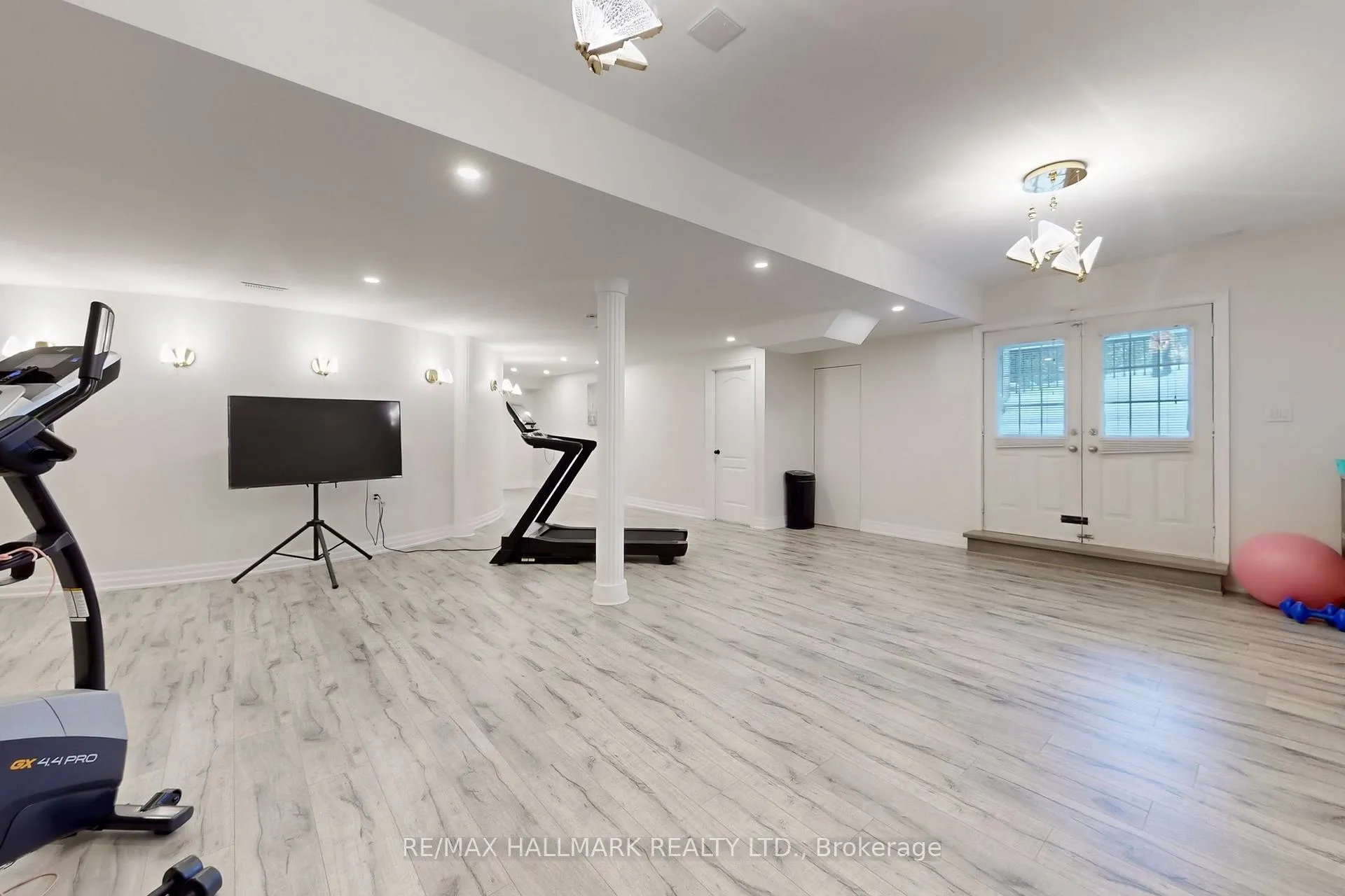 Photo 37 of 14 Robert Gray Road, Whitchurch-Stouffville, Ballantrae — HOMEH