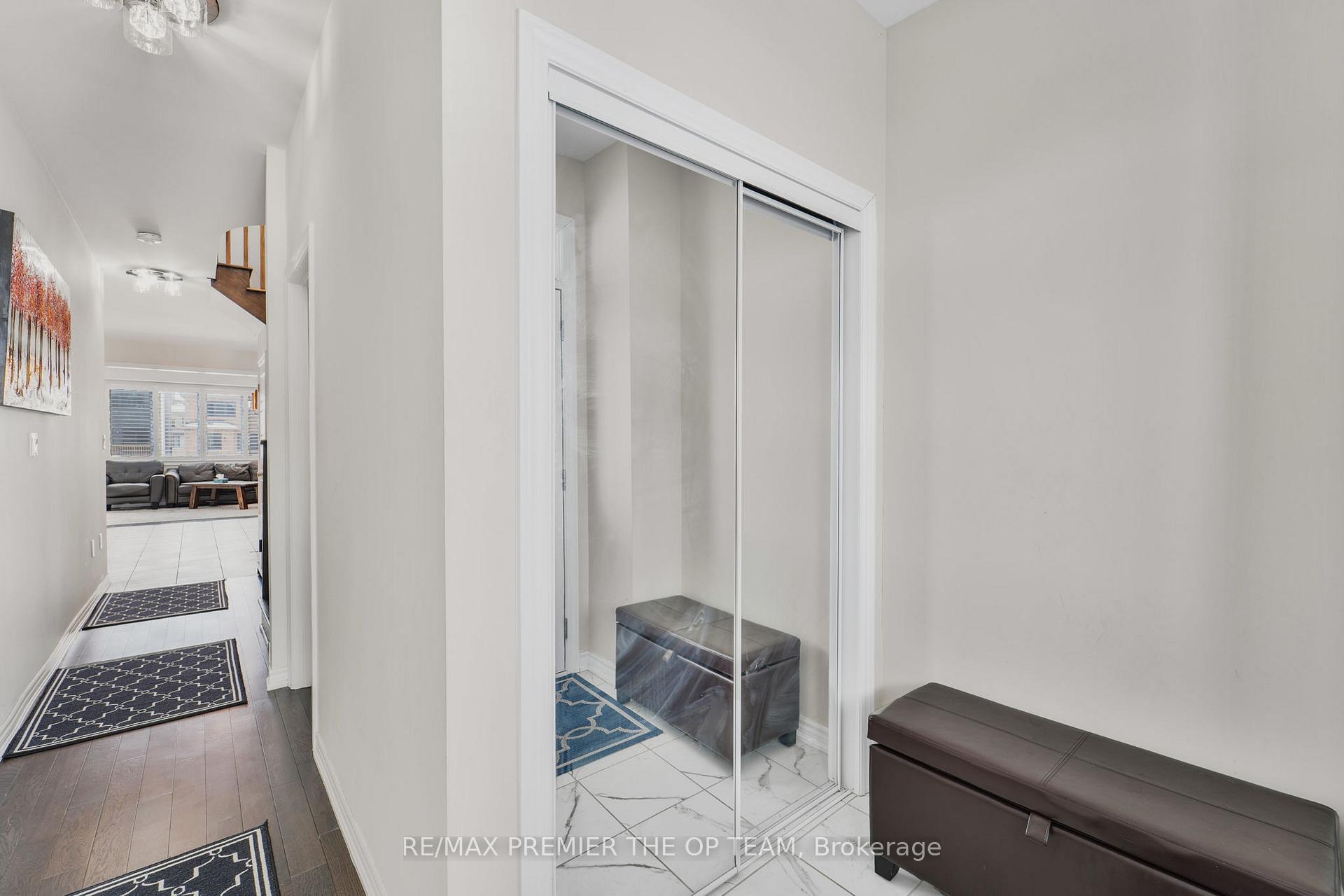 Photo 6 of 115 Vanilla Trail, Thorold, Rolling Meadows — HOMEH