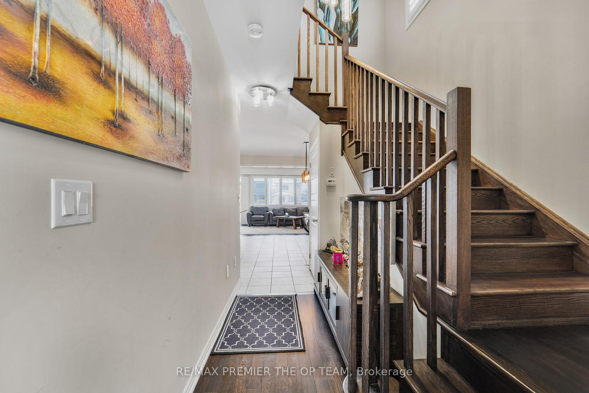 Photo 7 of 115 Vanilla Trail, Thorold, Rolling Meadows — HOMEH