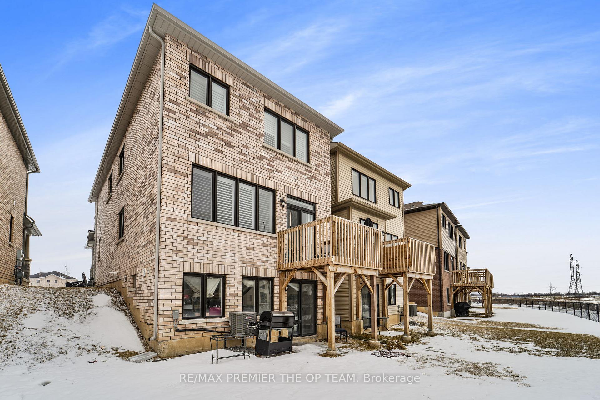 Photo 40 of 115 Vanilla Trail, Thorold, Rolling Meadows — HOMEH