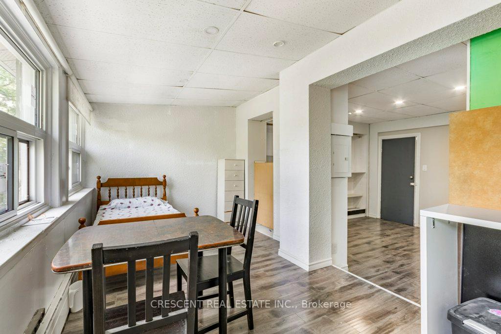 Photo 10 of Unit 1, 390 College Street, Toronto, University — HOMEH