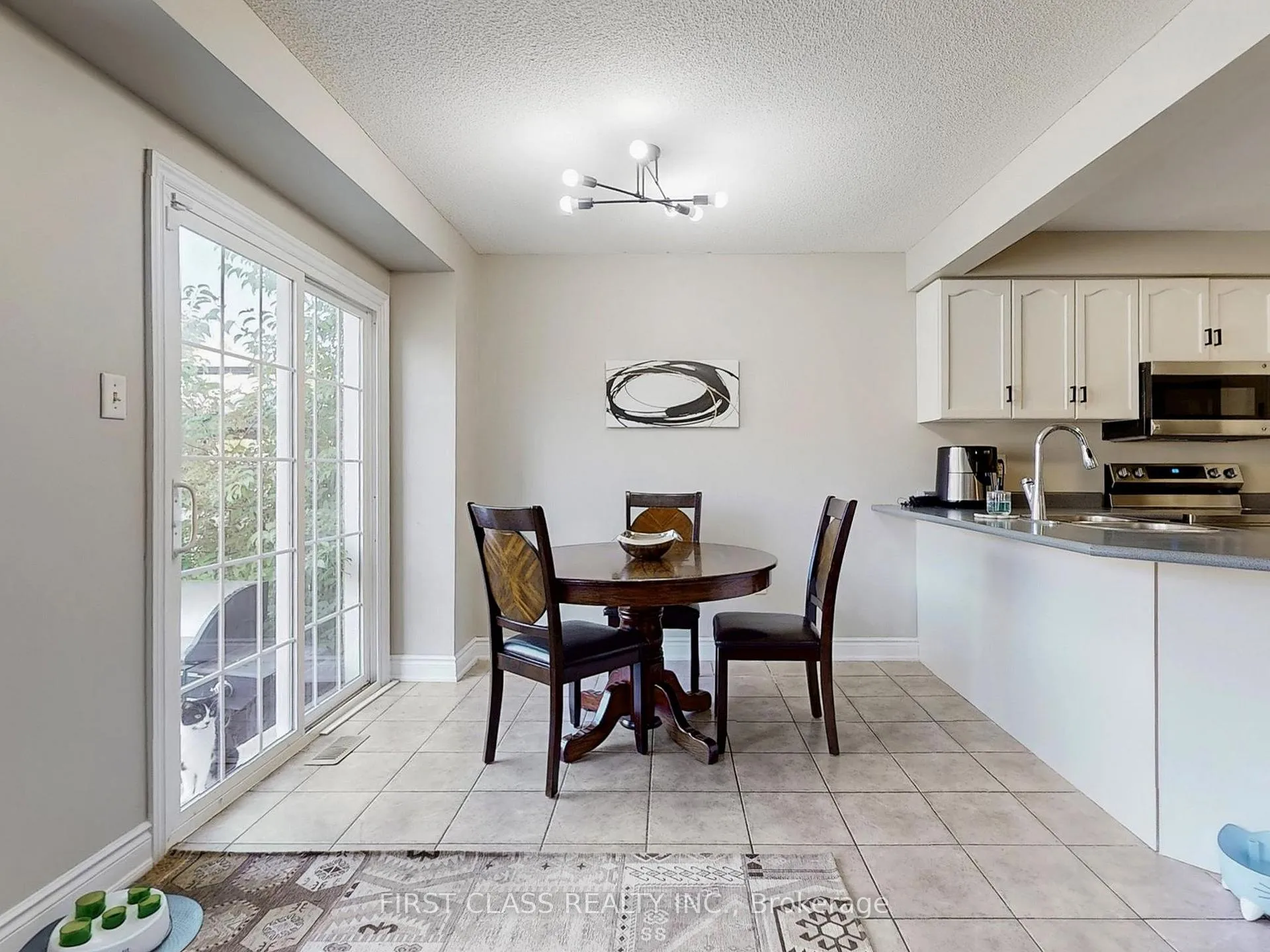 Photo 10 of 73 Porchlight Road, Brampton, Fletcher's Creek Village — HOMEH