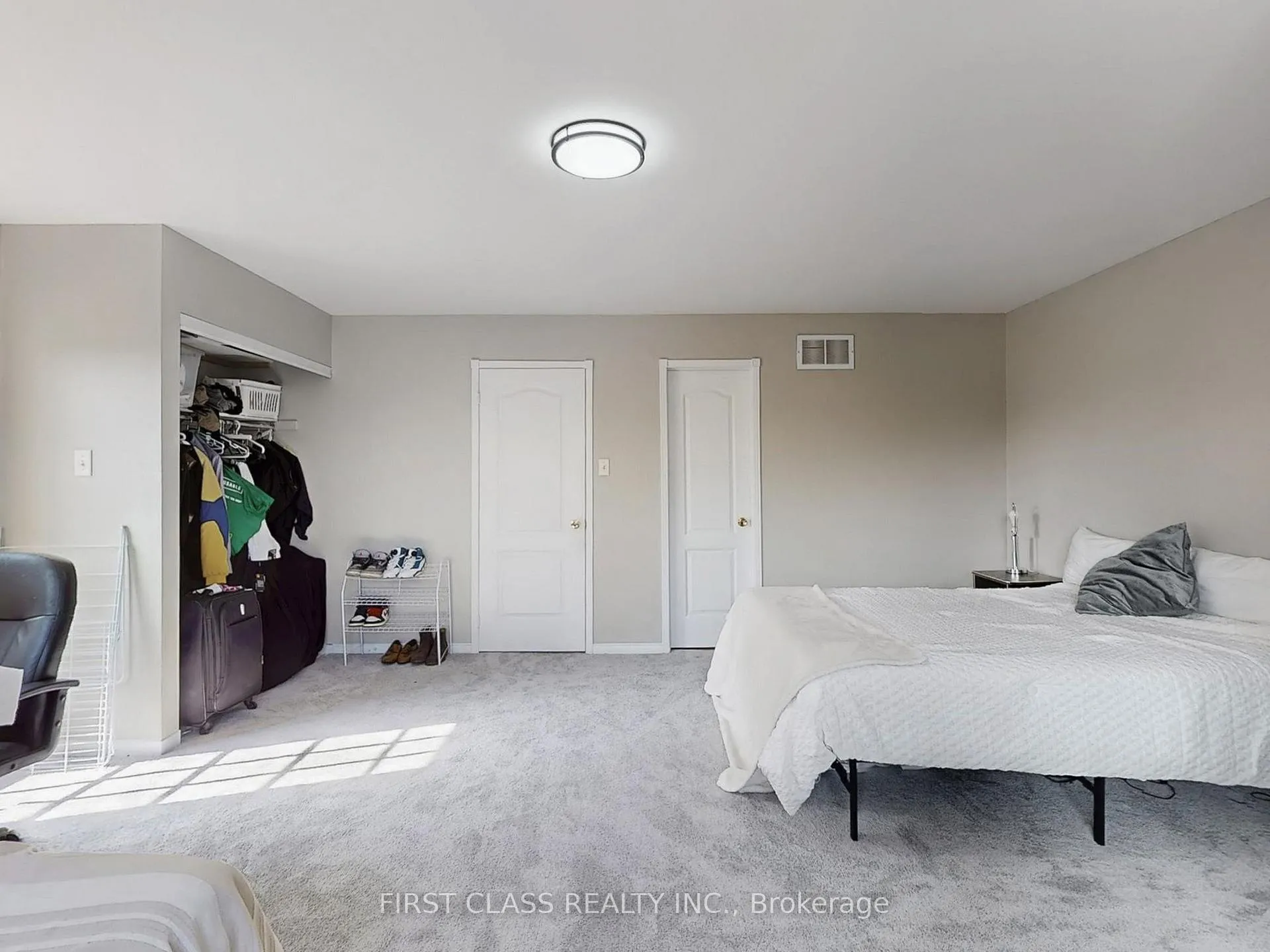 Photo 13 of 73 Porchlight Road, Brampton, Fletcher's Creek Village — HOMEH