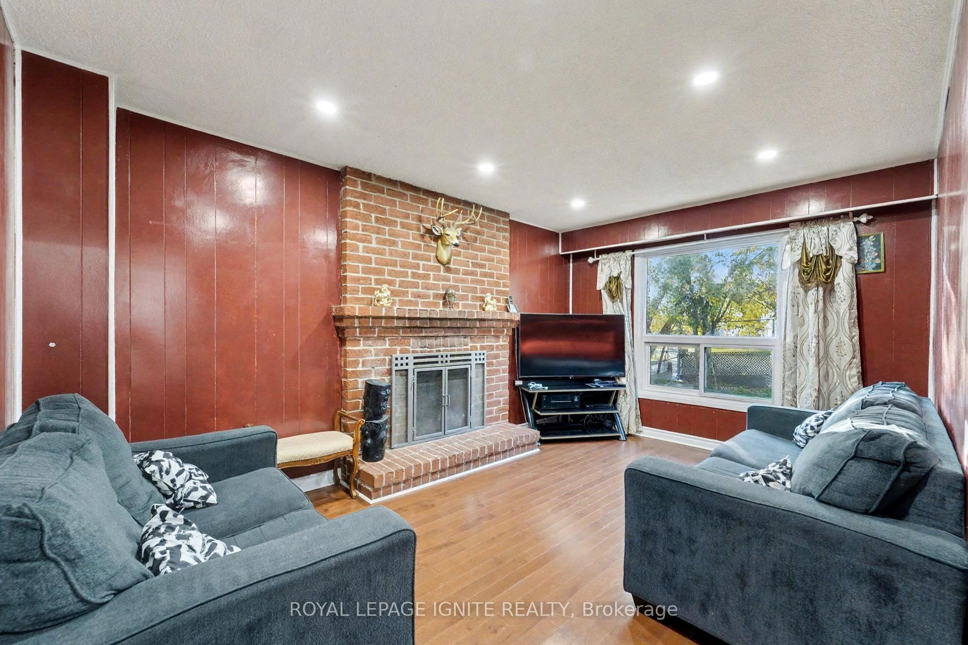 Photo 8 of 20 John Stoner Drive, Scarborough, Malvern — HOMEH