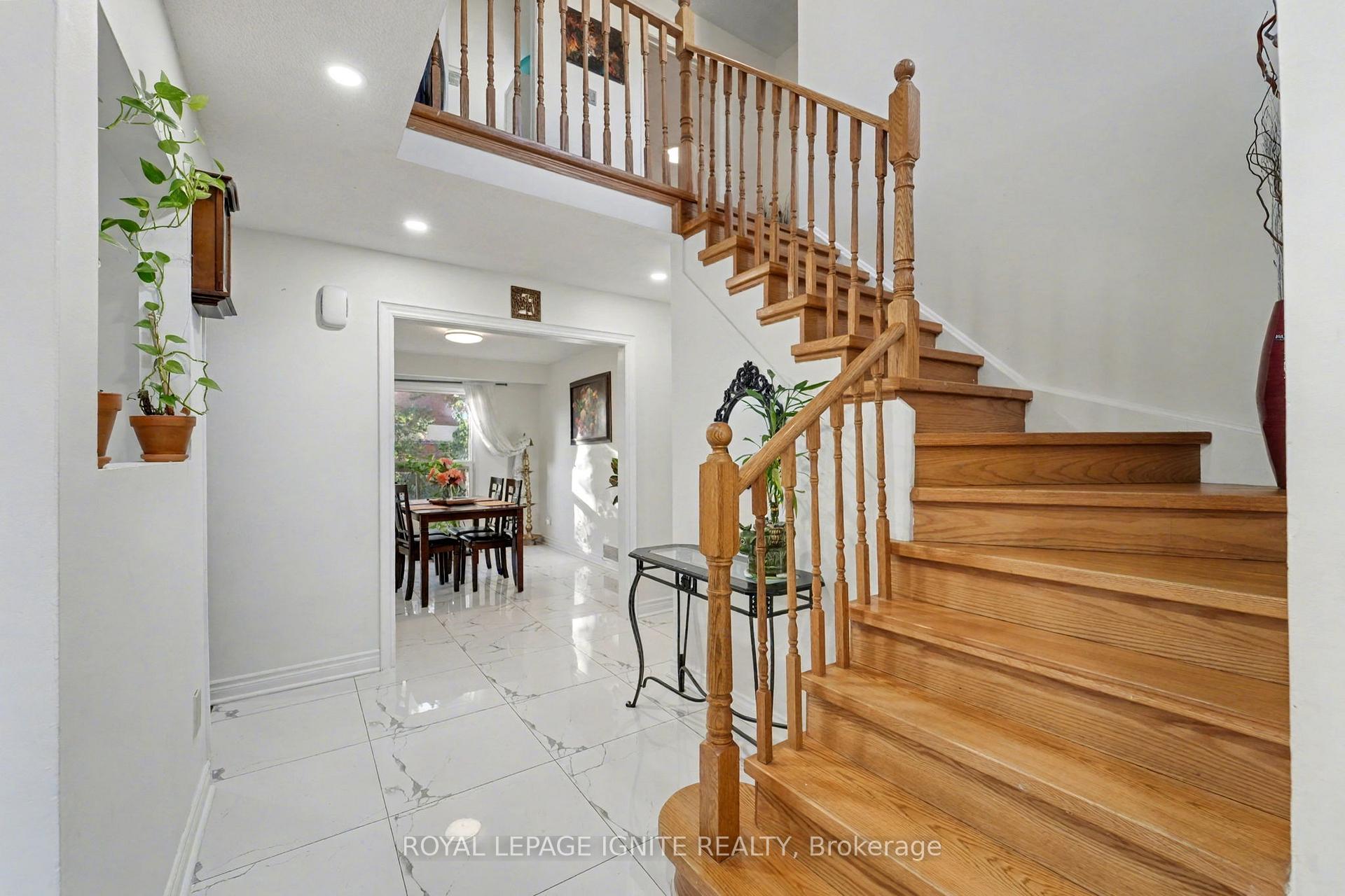 Photo 15 of 20 John Stoner Drive, Scarborough, Malvern — HOMEH