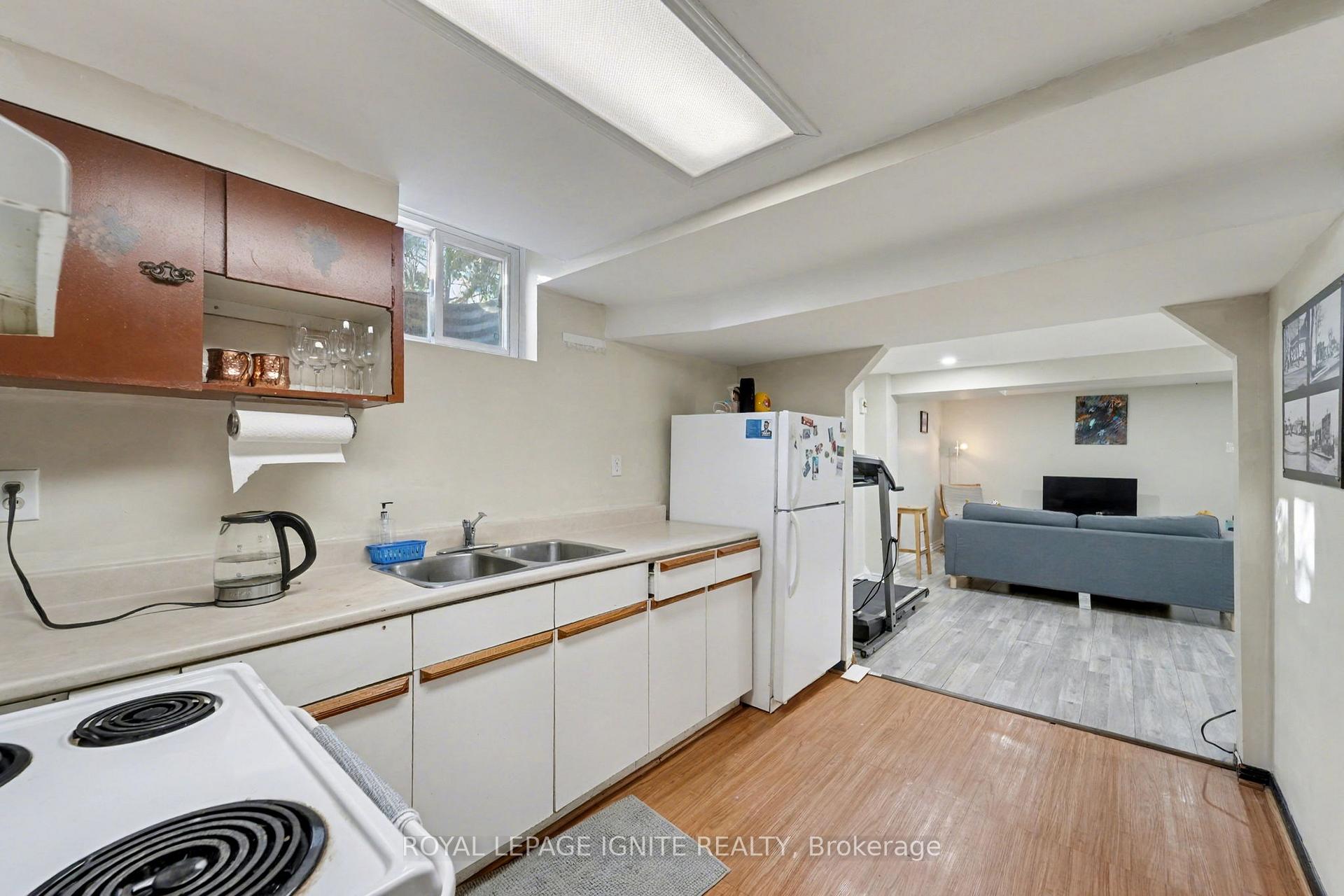 Photo 33 of 20 John Stoner Drive, Scarborough, Malvern — HOMEH