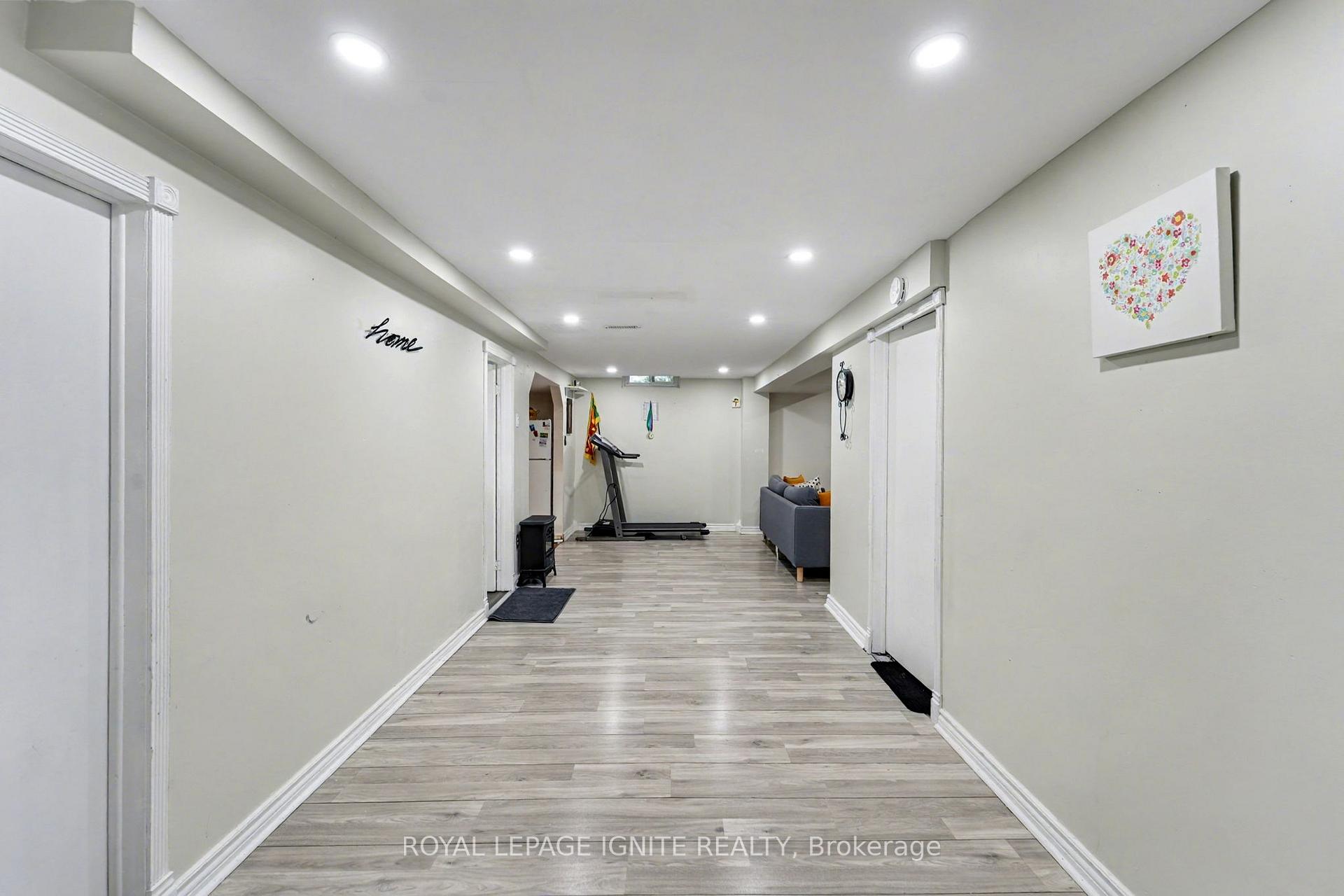 Photo 34 of 20 John Stoner Drive, Scarborough, Malvern — HOMEH